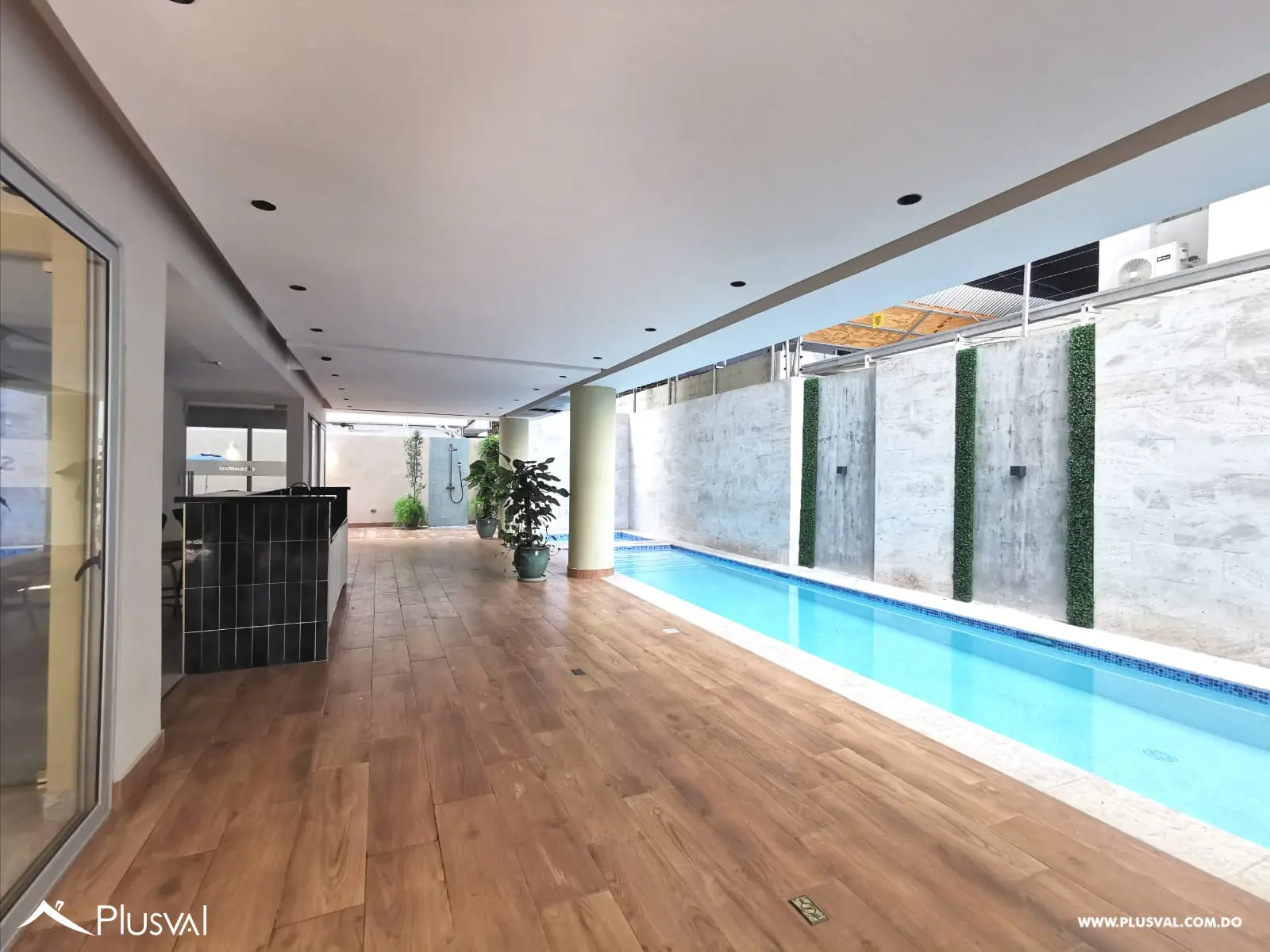 Excelente apartamento en venta en piso alto en Naco 461017