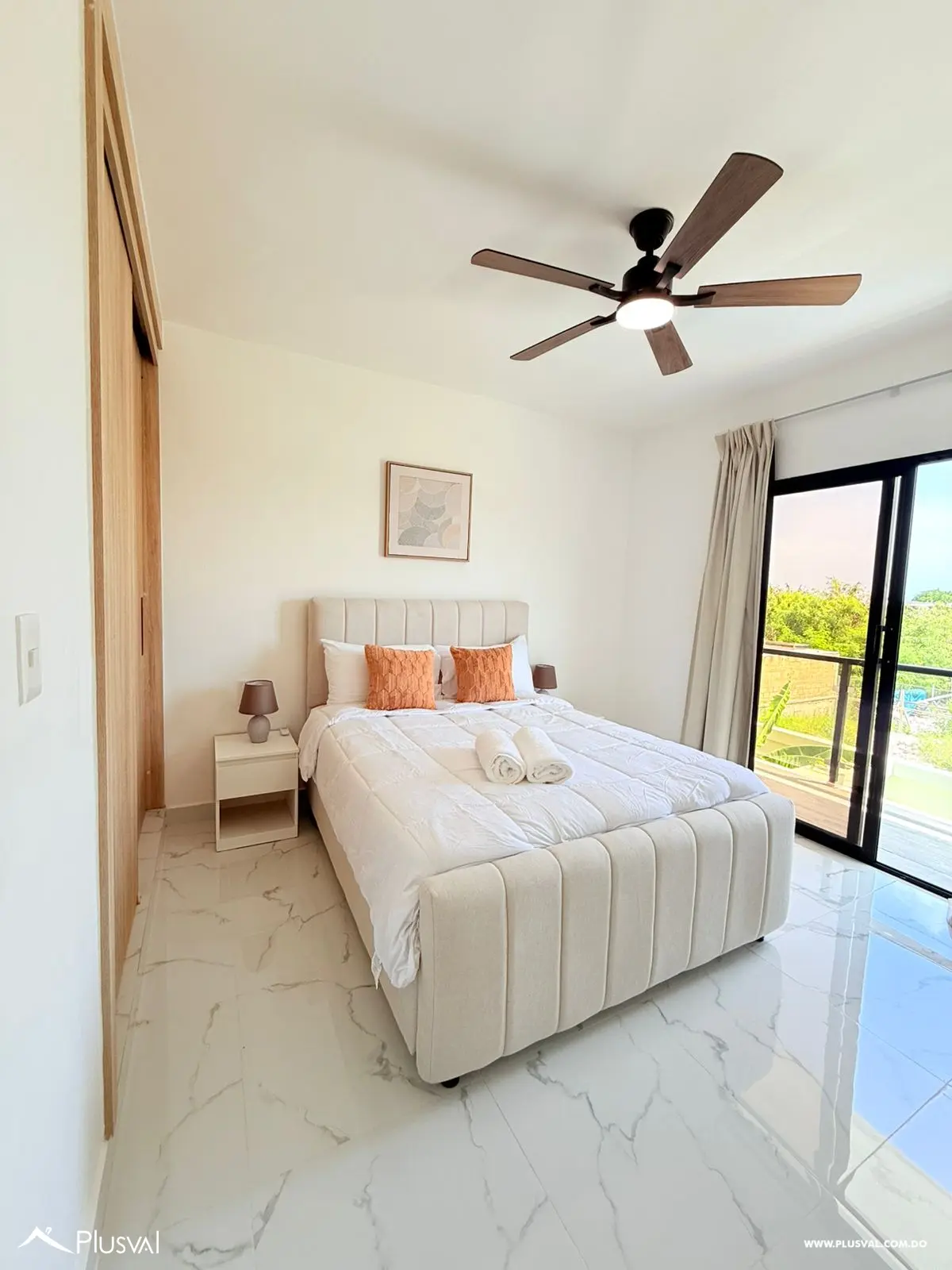 Alquiler de Villa con patio y piscina totalmente amueblado 470250