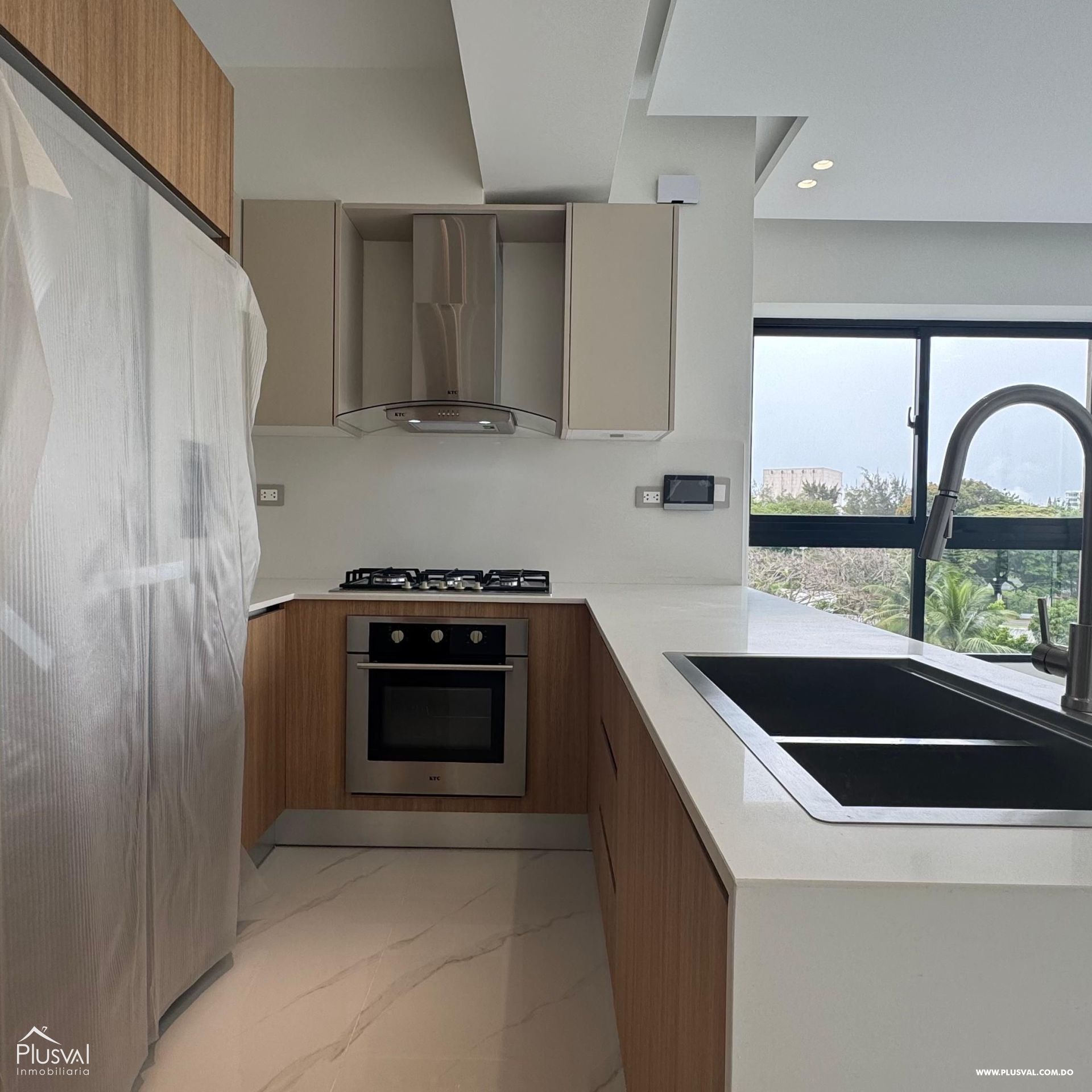 Apartamento listo en venta en el área monumental 461233