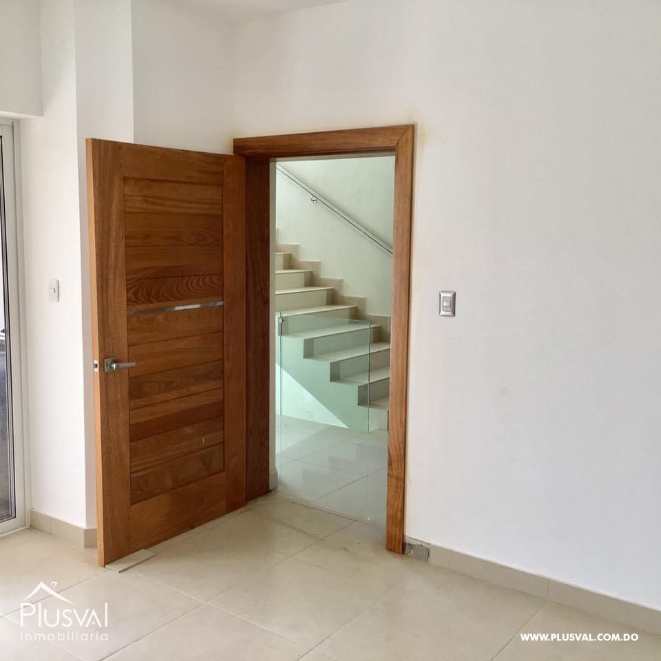 Amplio apartamento  ubicado en el centro de La Vega, en residencial con seguridad 24/7 406616