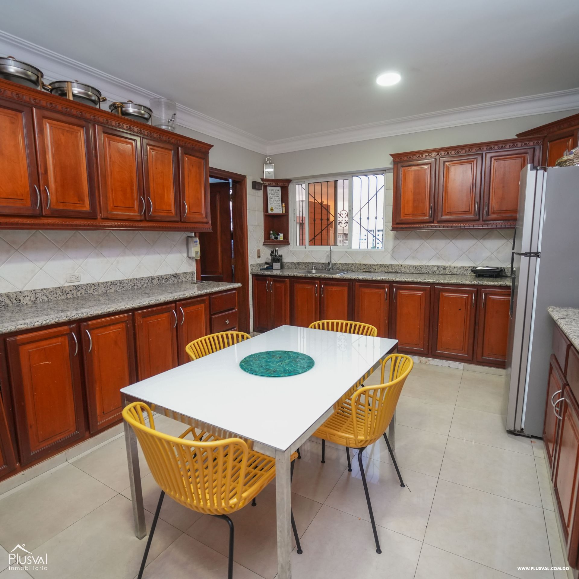 Hermoso penthouse en venta, Evaristo Morales 261165