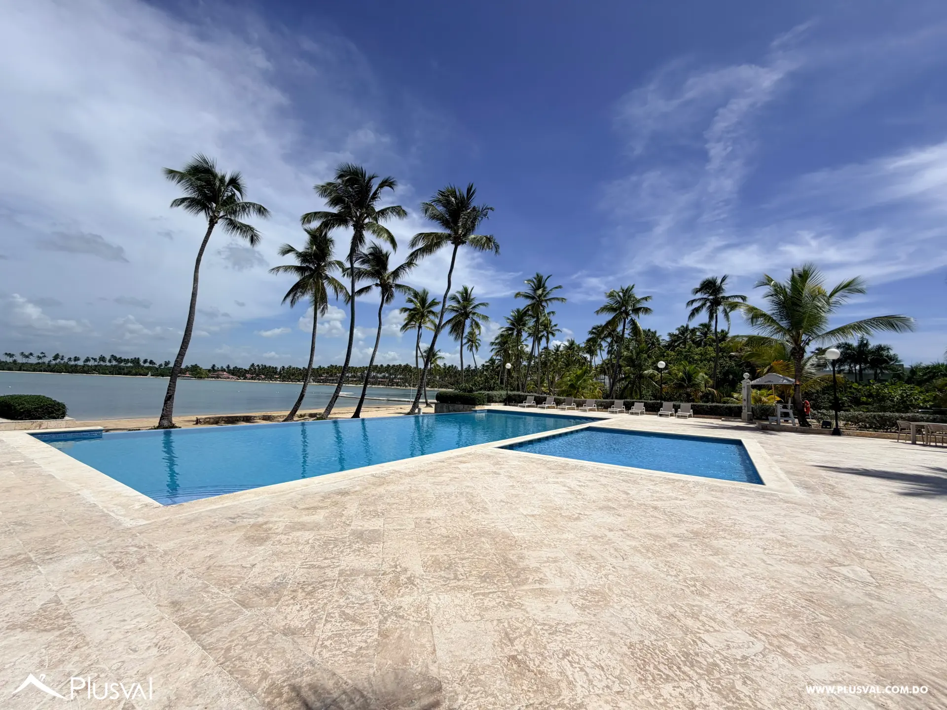 Venta Solar de esquina Playa Nueva Romana 530283