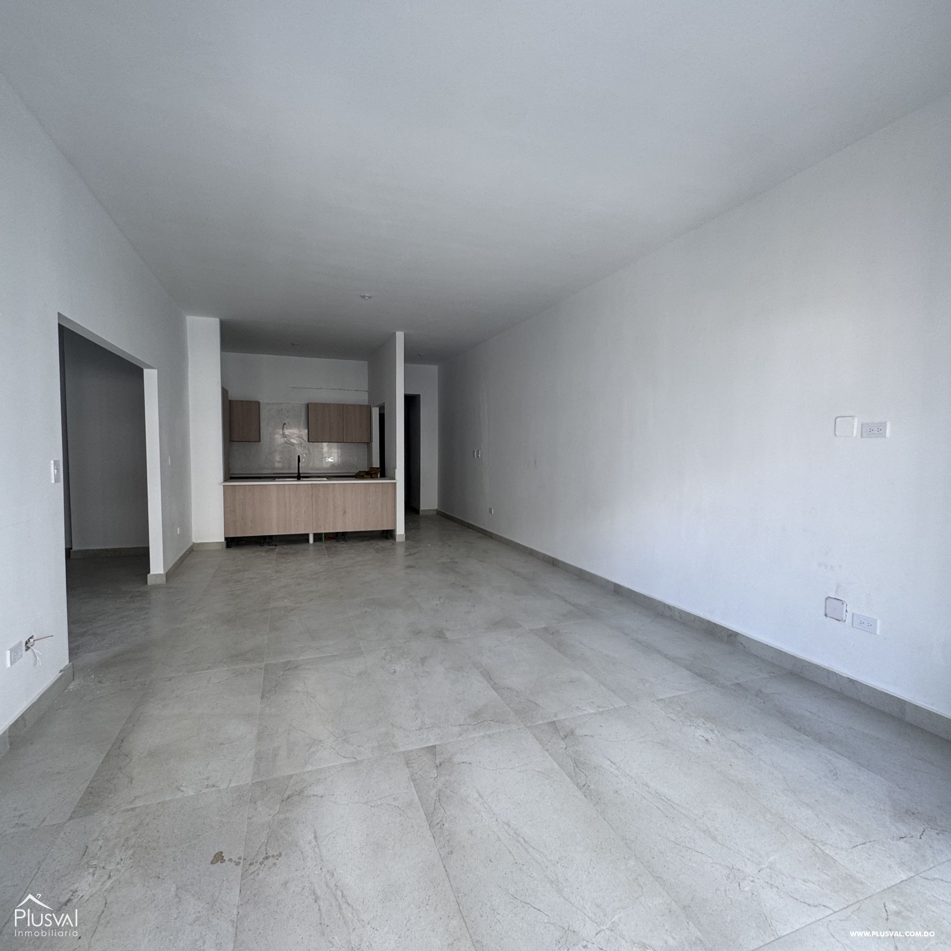 Apartamento en alquiler de 2 habitaciones en Evaristo Morales 494487