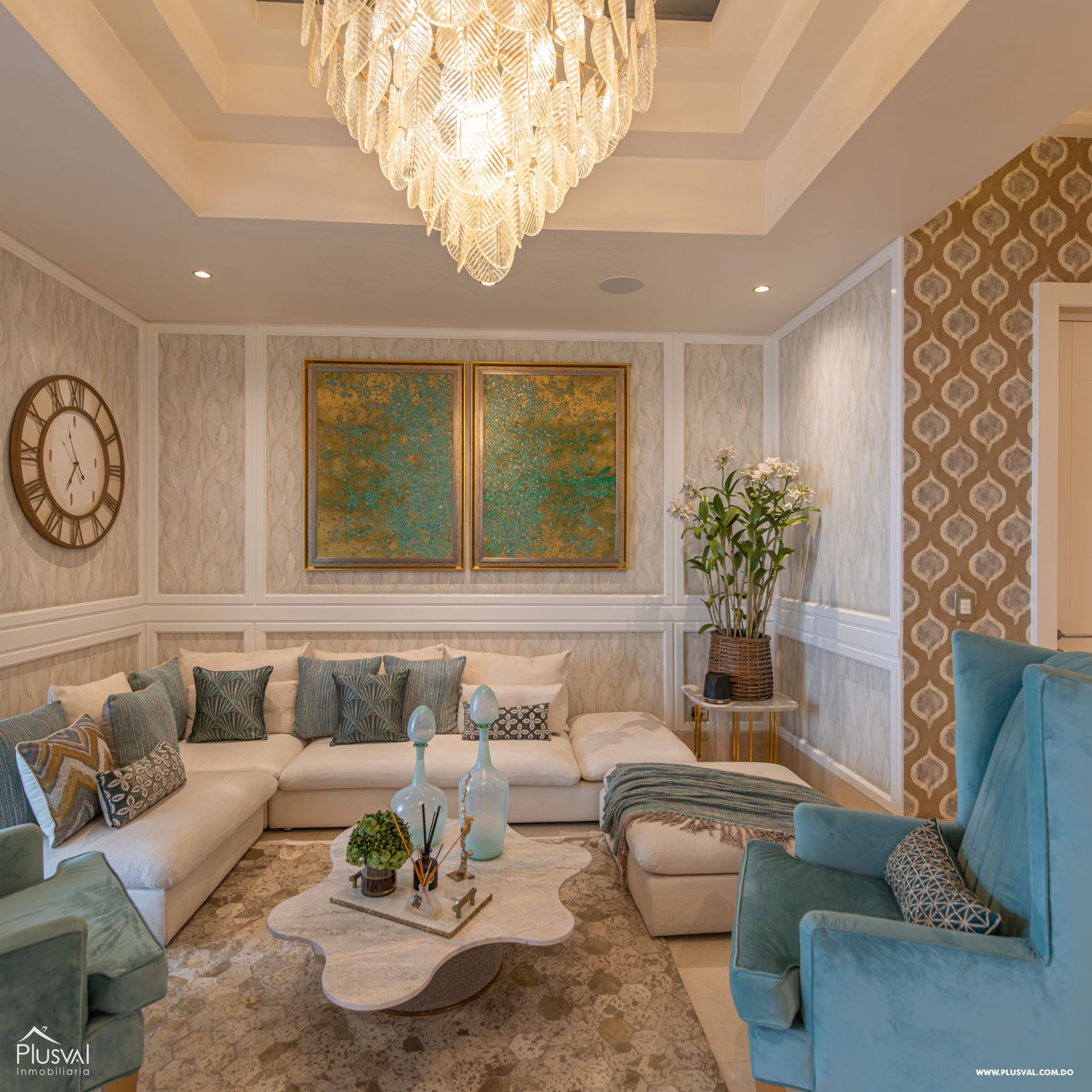 Apartamento Amueblado de Lujo con Terraza y 3 Hab. en Piantini 447564