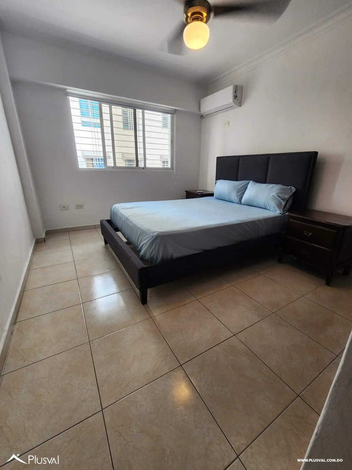 Apartamento de 3 habitaciones en alquiler en Evaristo Morales 496501