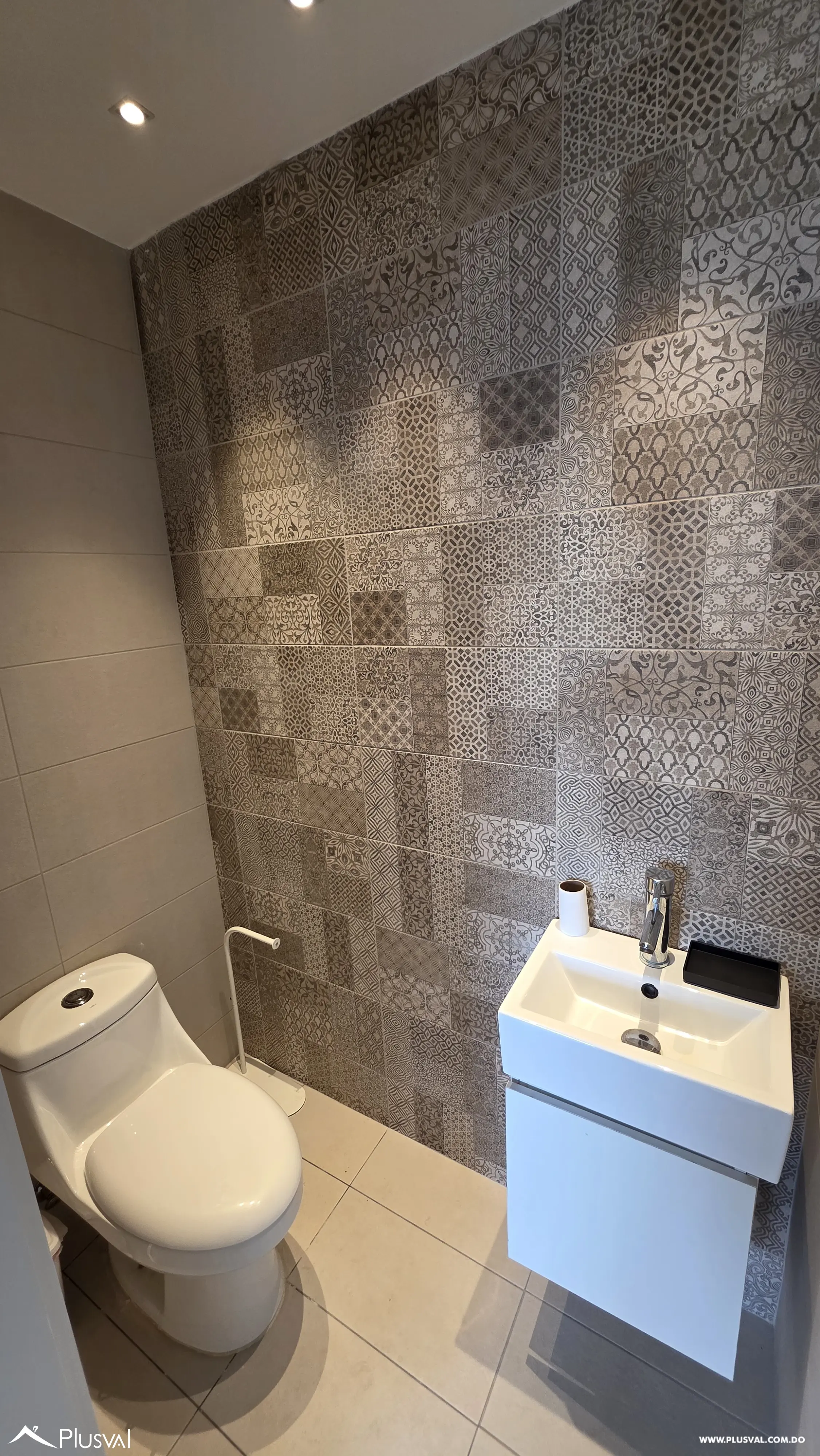 Apartamento en alquiler 3 habitaciones mueblado en Piantini 529837