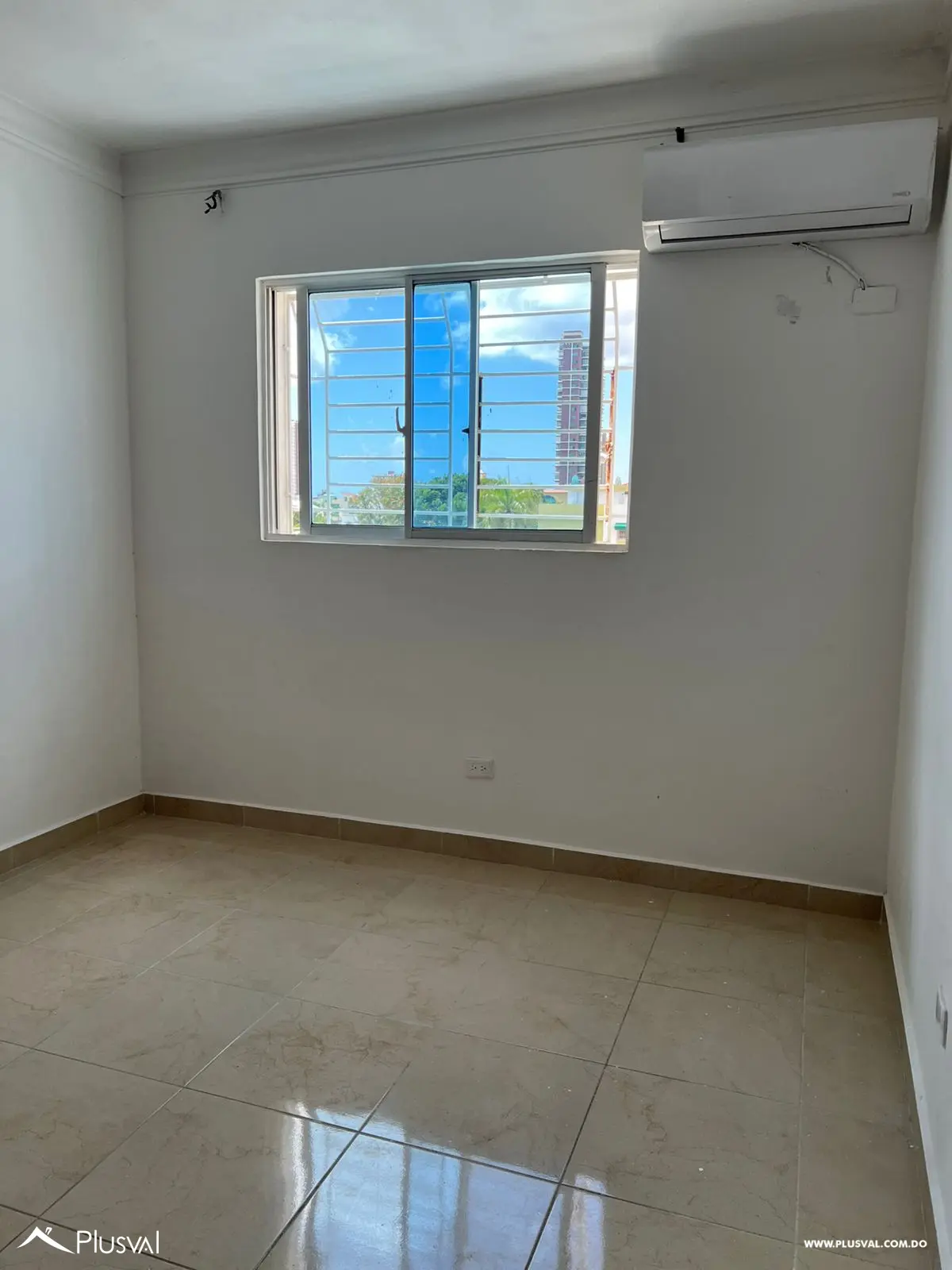 Apartamento de 3 habitaciones en Alma Rosa l 454709