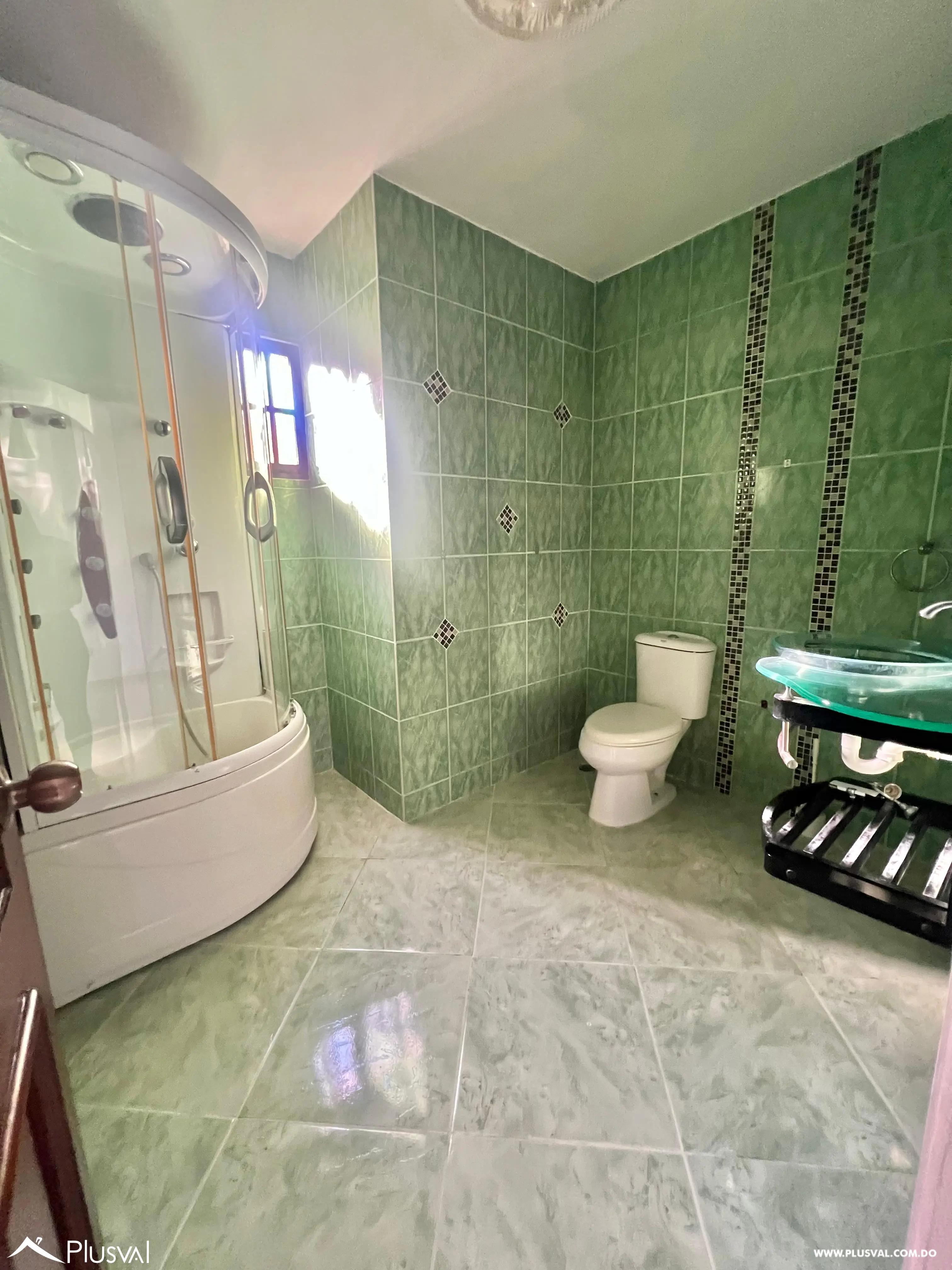 Casa en Brisa Oriental de 3 niveles. 478392