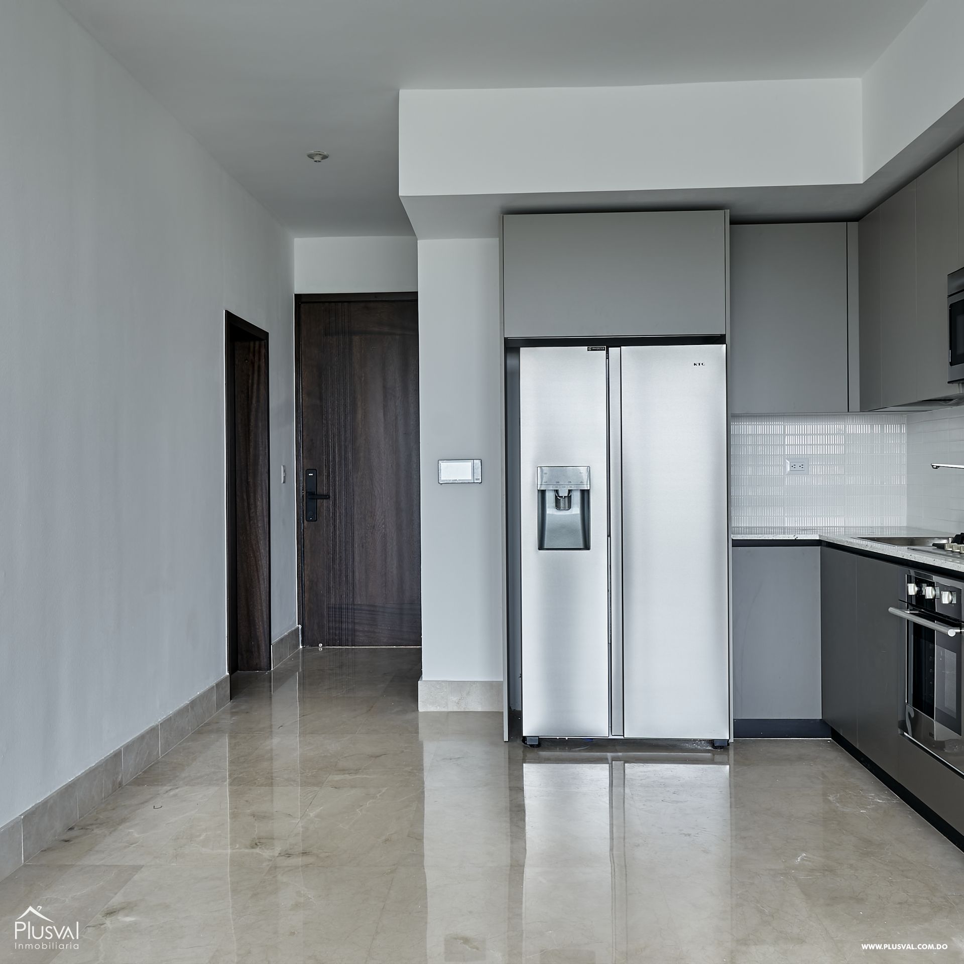 Moderno y exclusivo apartamento de una torre residencial en el polígono central de la ciudad 446584