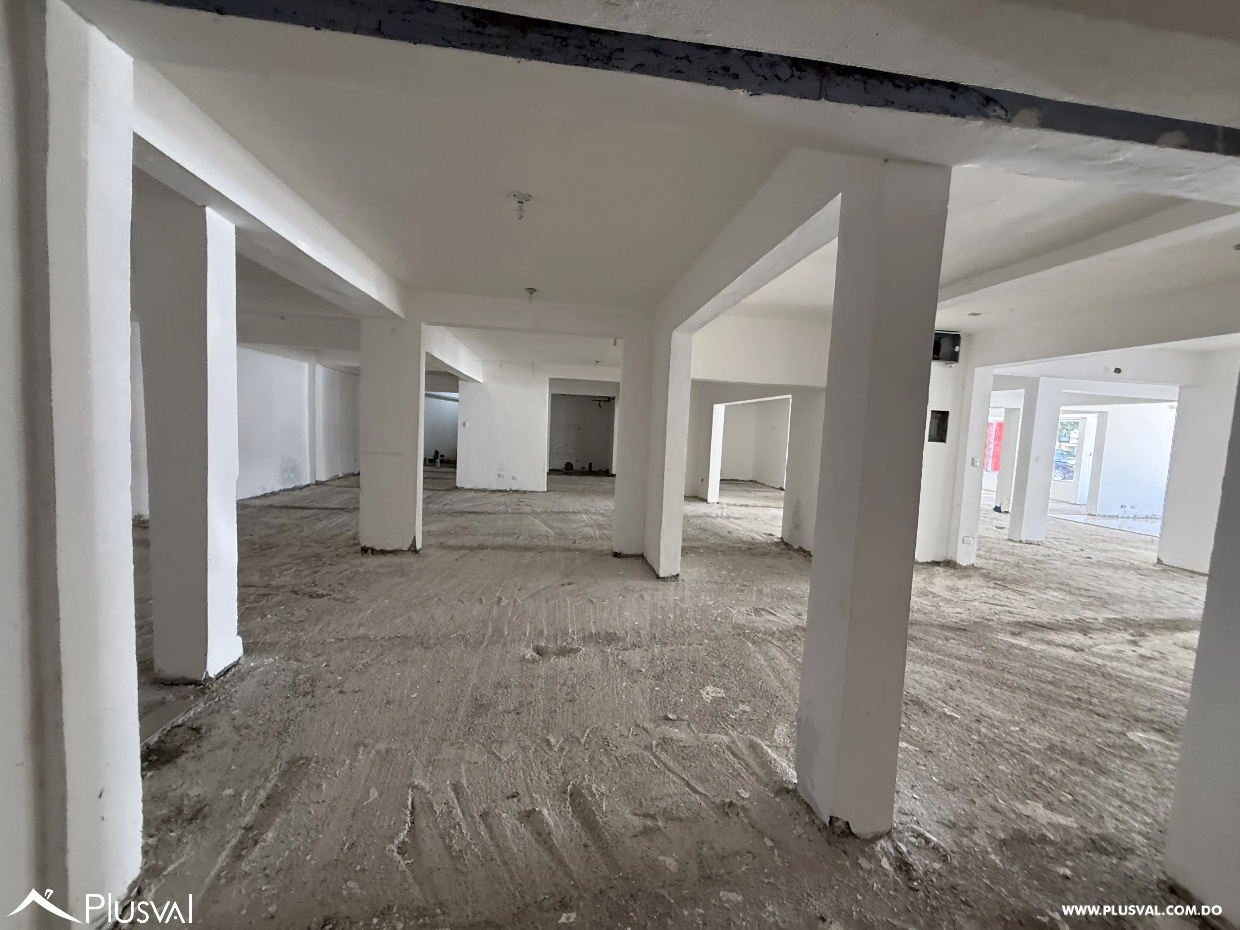 Local comercial en alquiler en Los Prados en avenida de alto tránsito 495088