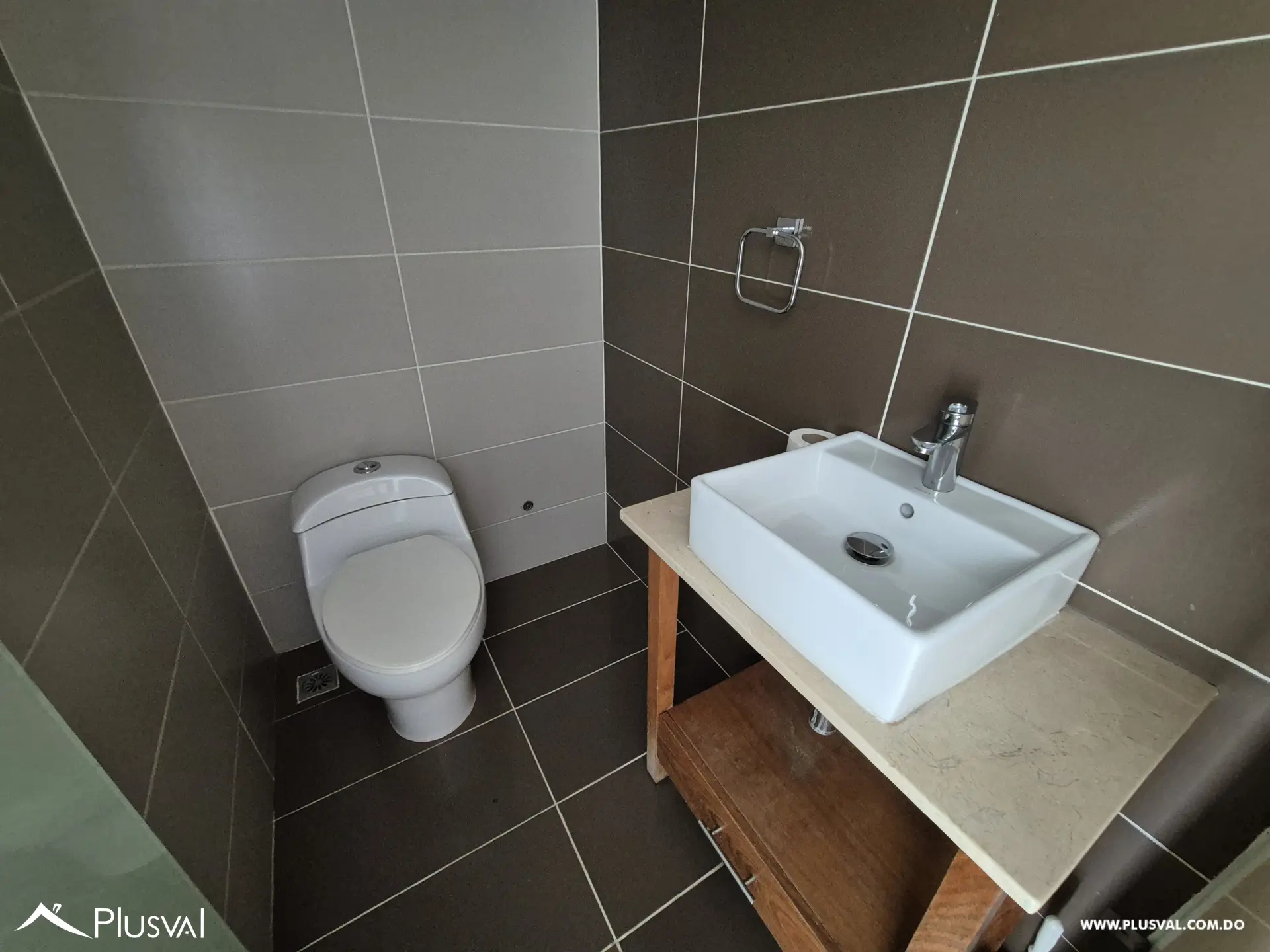 Apartamento en alquiler en Evaristo Morales 521678