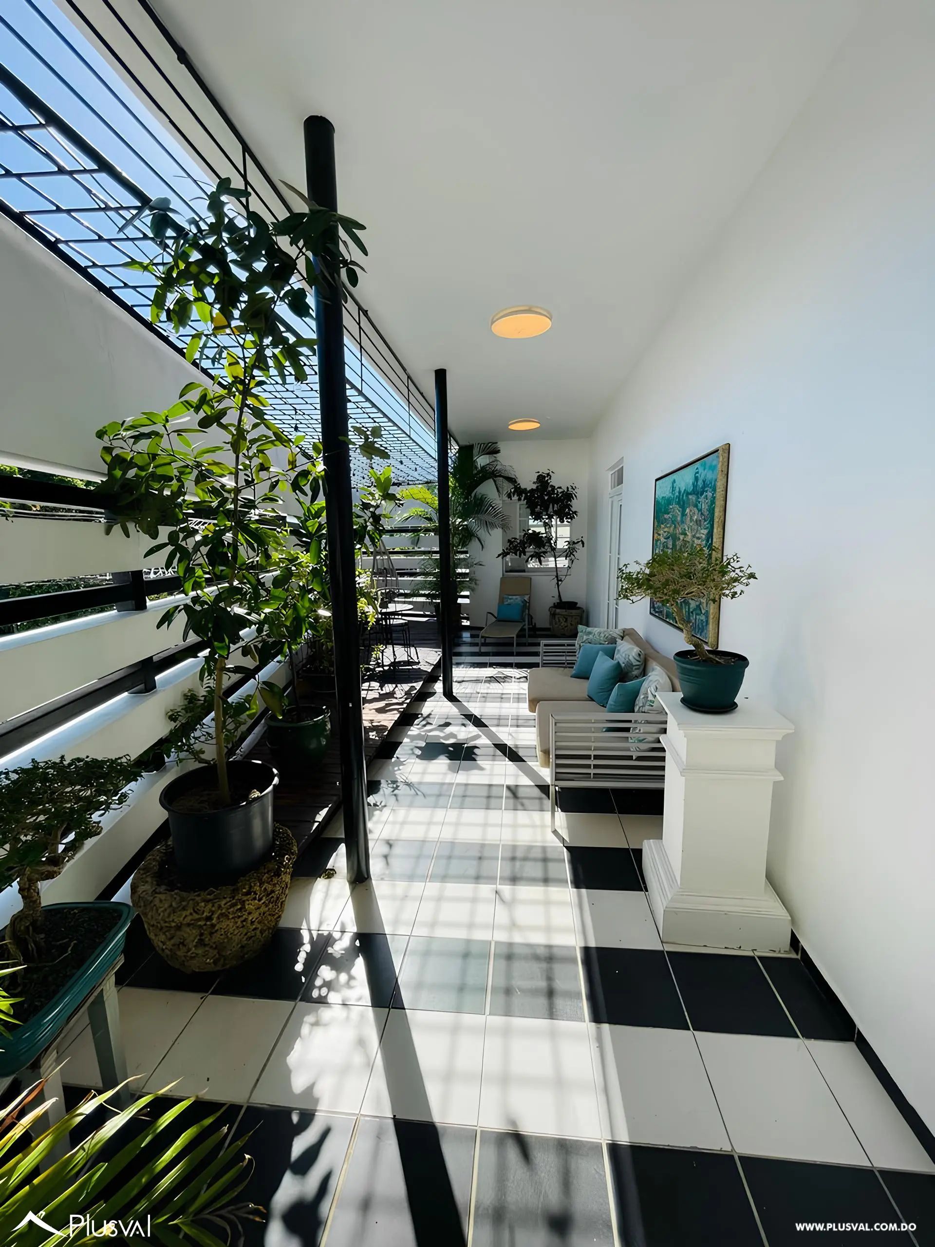 Alquiler apartamento semi amueblado con 3 habitaciones. 470619