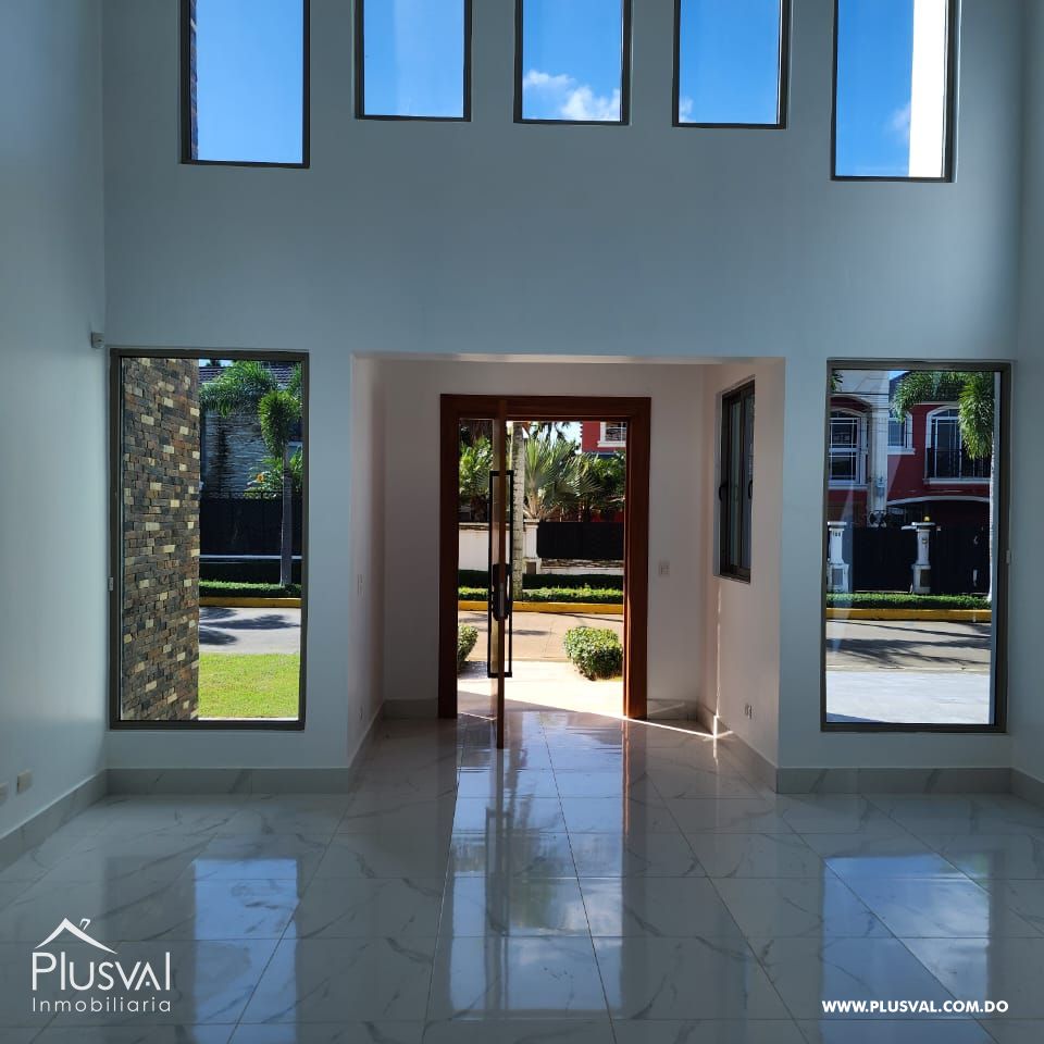 ESTUPENDA CASA EN VENTA EN LLANOS DE GURABO 410876