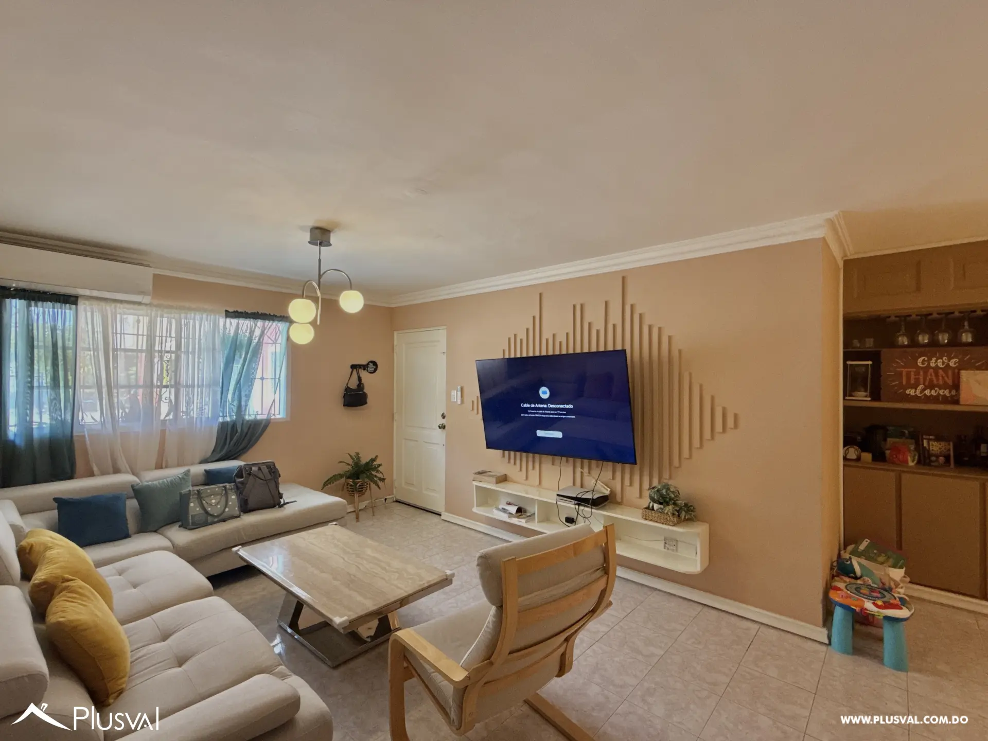 Venta Apartamento Económico de 3 Habitaciones en La Castellana 528650