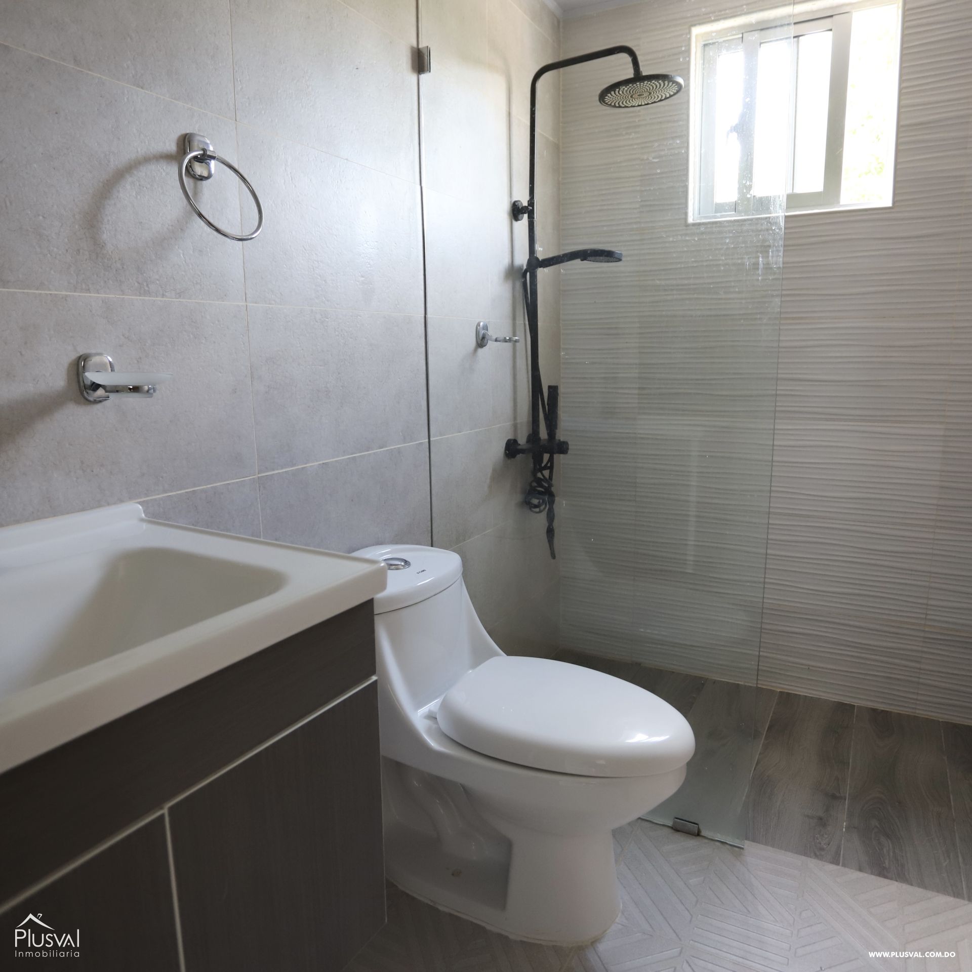 Apartamento en venta en la Vereda segundo piso de tres habitaciones y doble balcon 344218