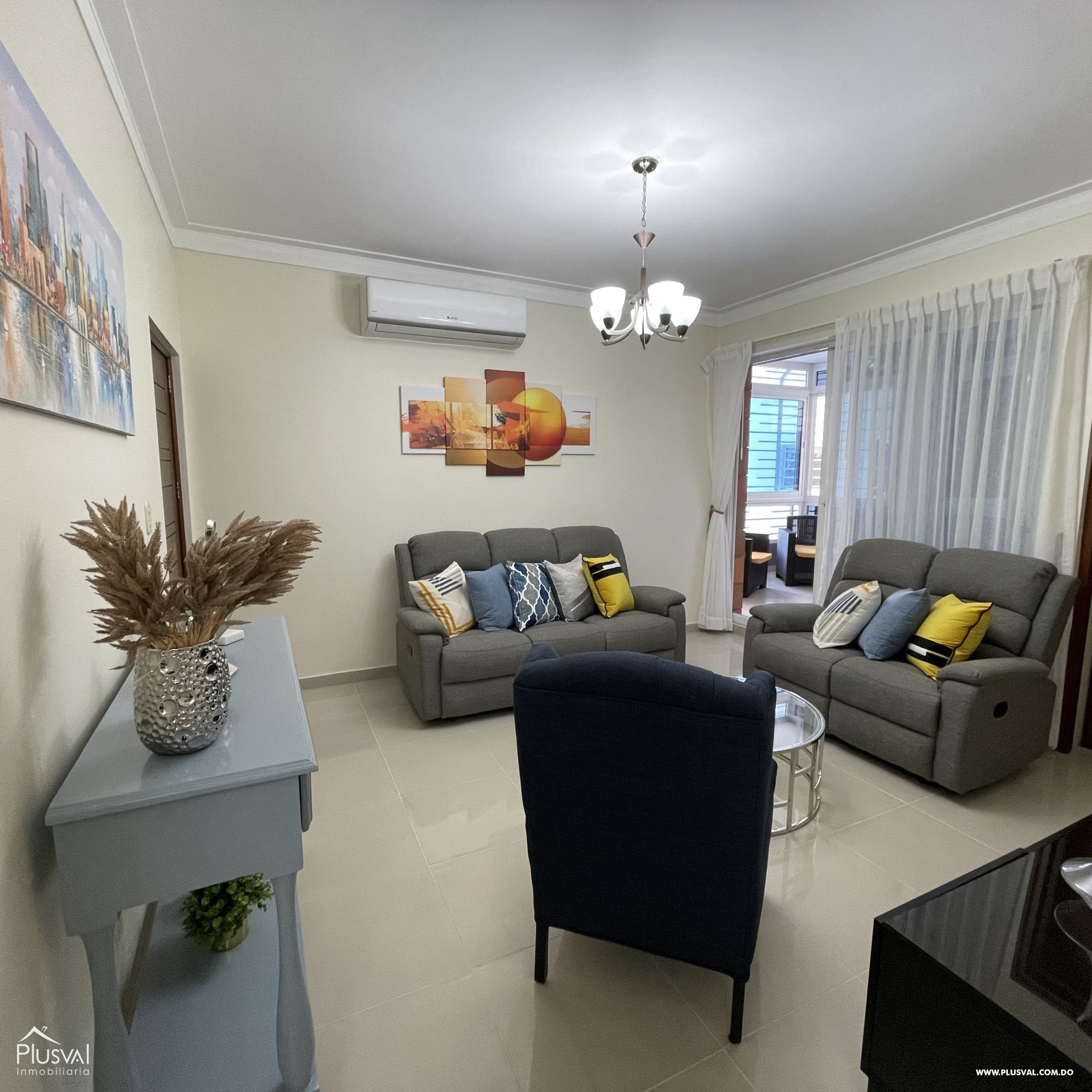 Apartamento en Alquiler en Evaristo Morales 256071