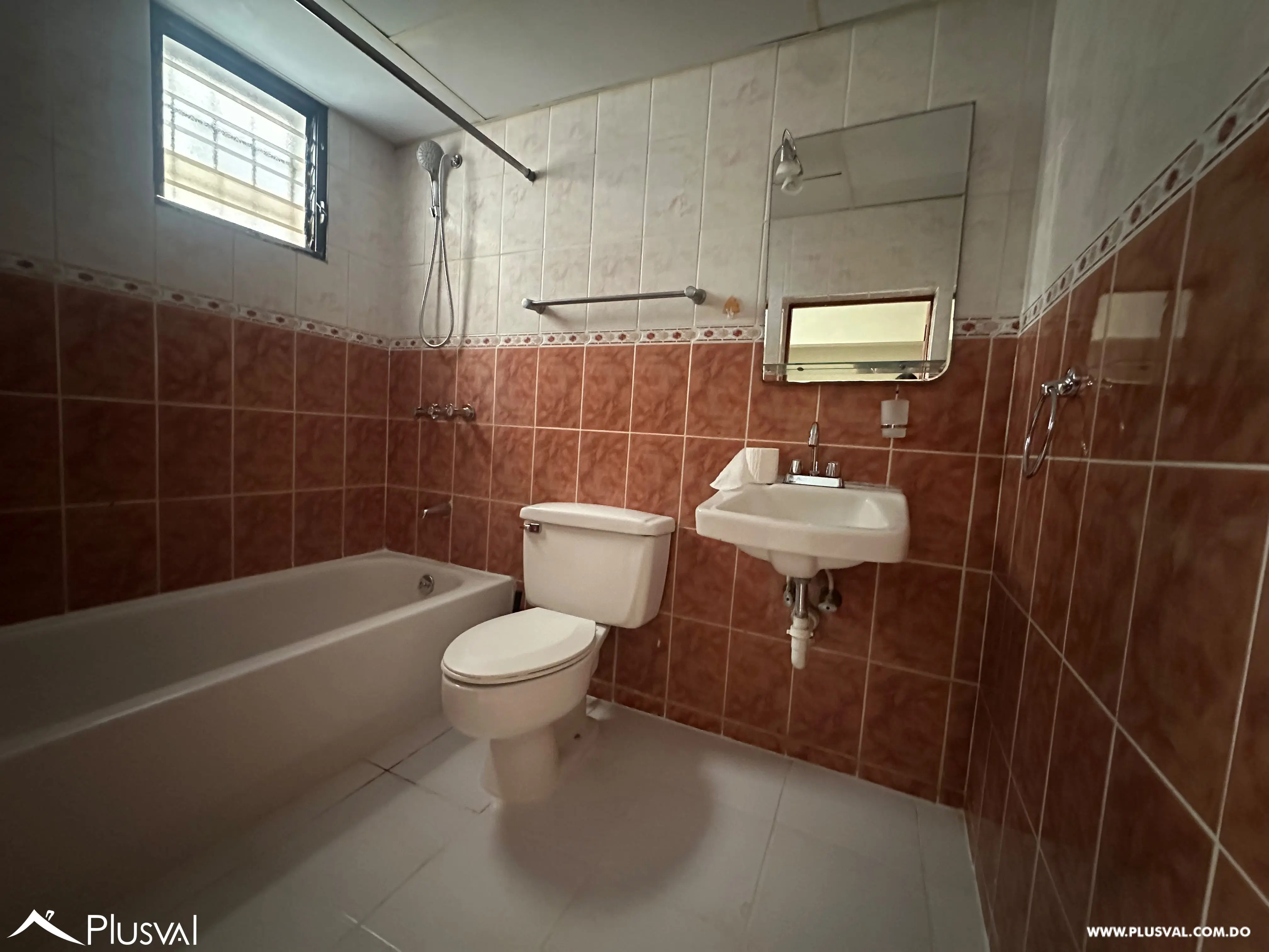Amplio apartamento en venta en el sector de Bella Vista 530177