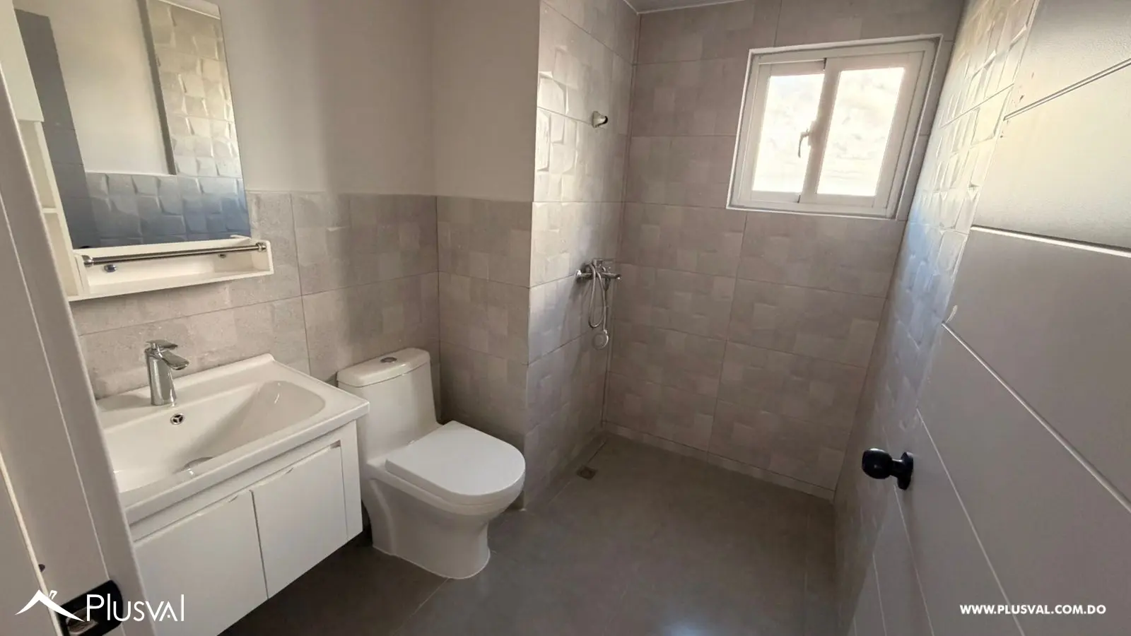 Moderno apartamento en alquiler en Serrallés 482429