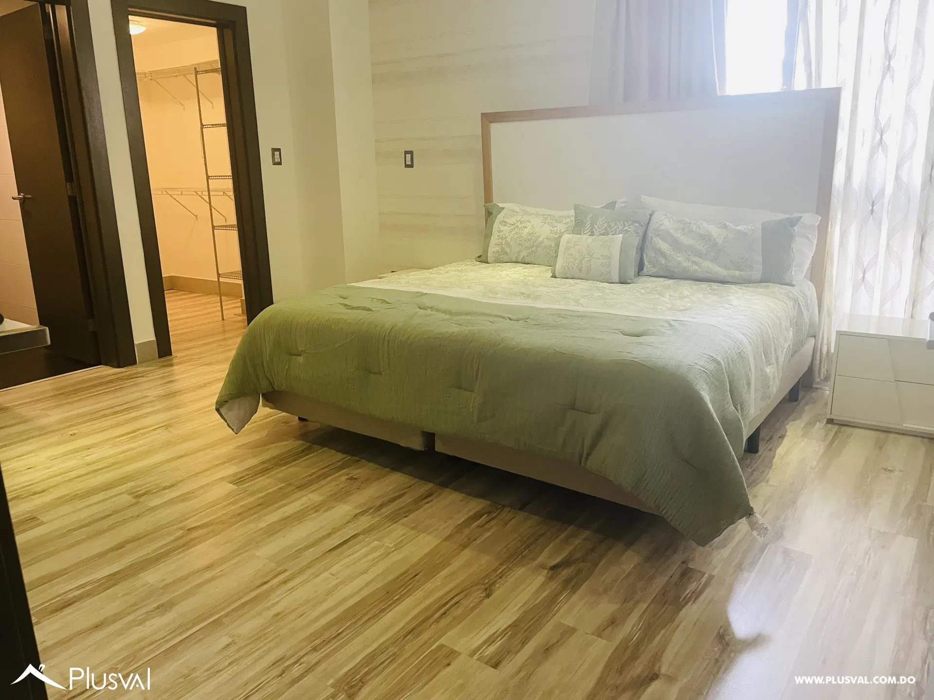 Apartamento Amueblado en alquiler torre moderna 513955