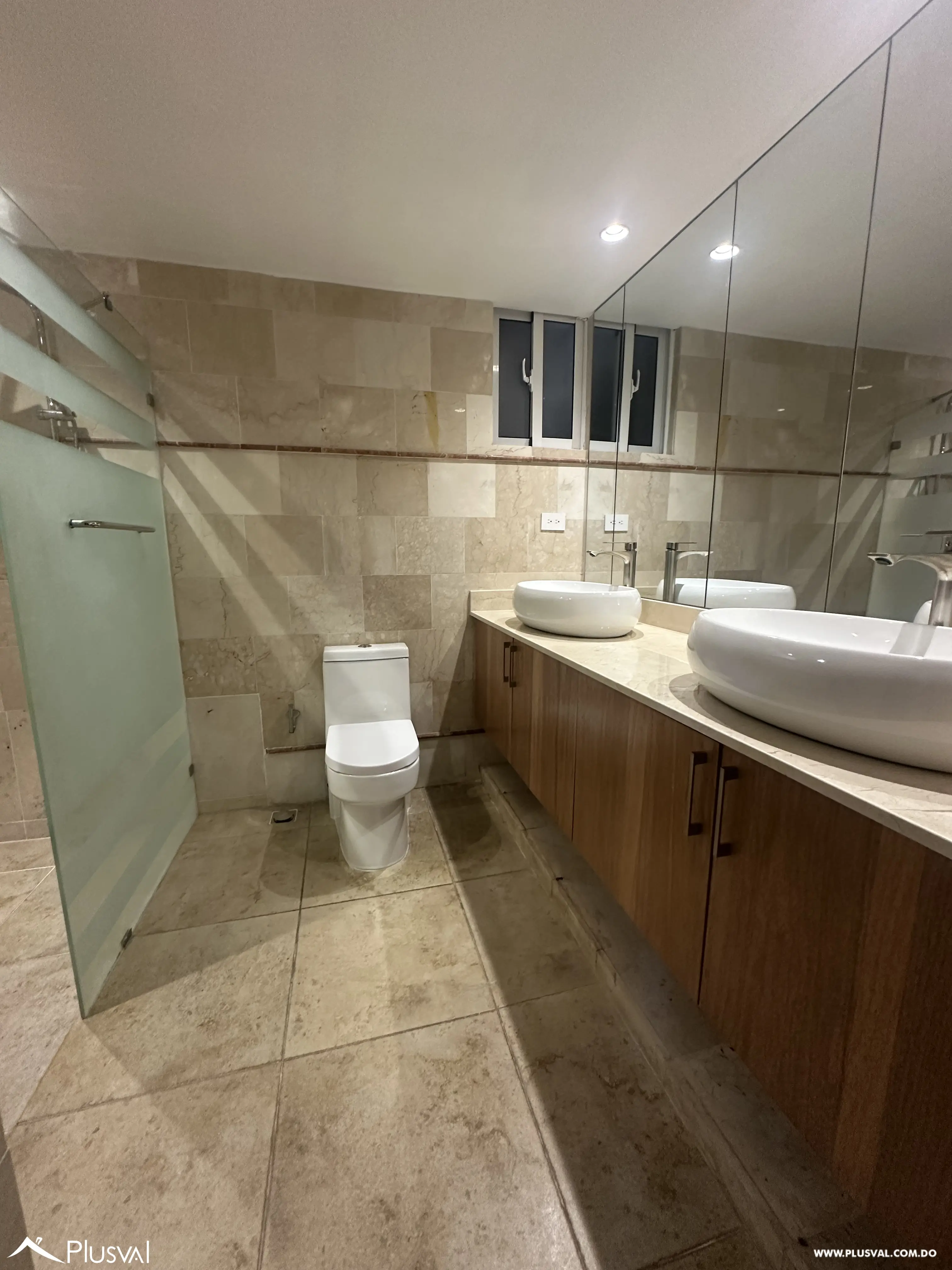 Apartamento en alquiler en Naco de 225mts. 519985