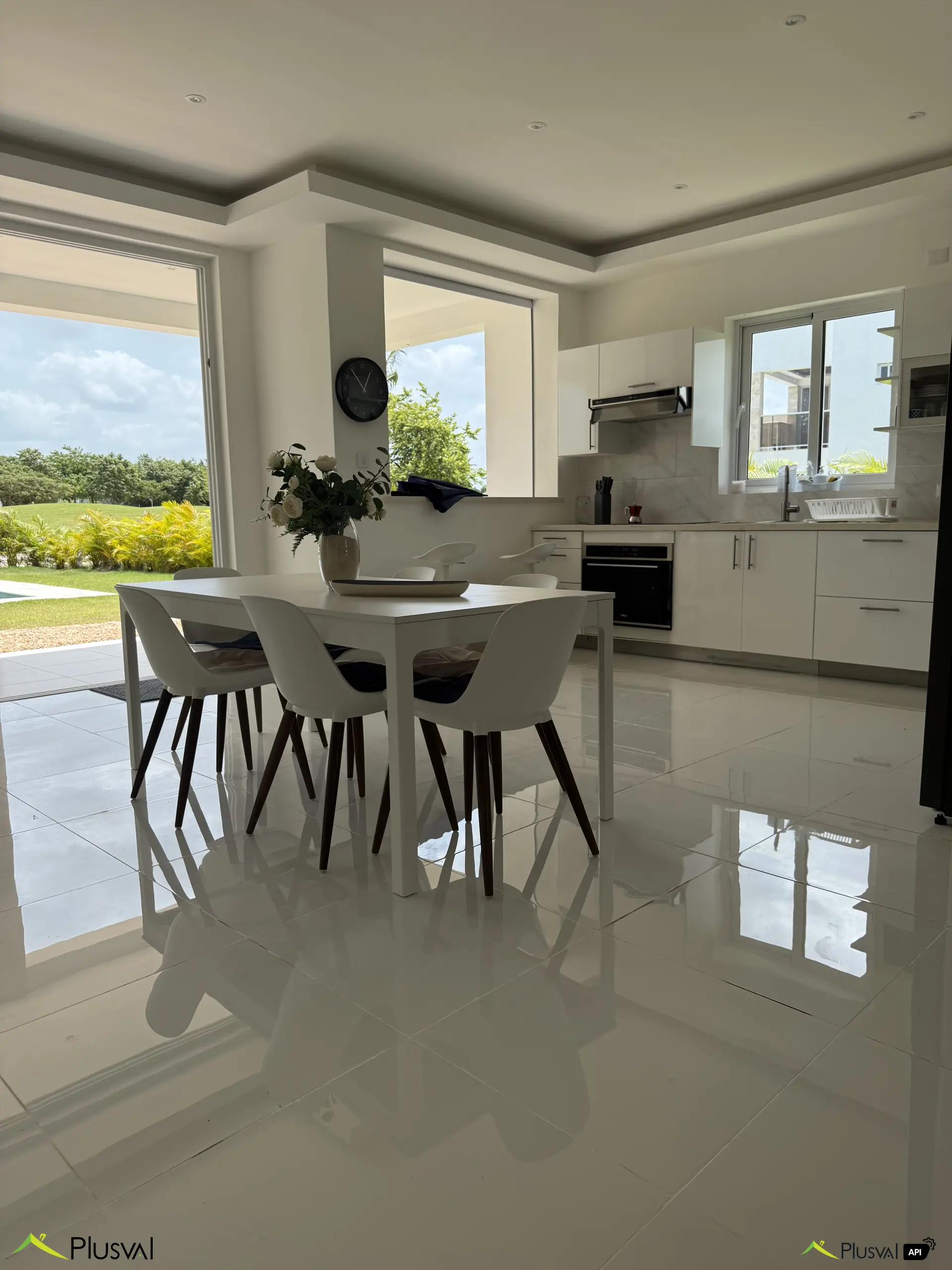 Exclusiva villa con vista al golf y piscina privada en PLAYA NUEVA ROMANA 447158