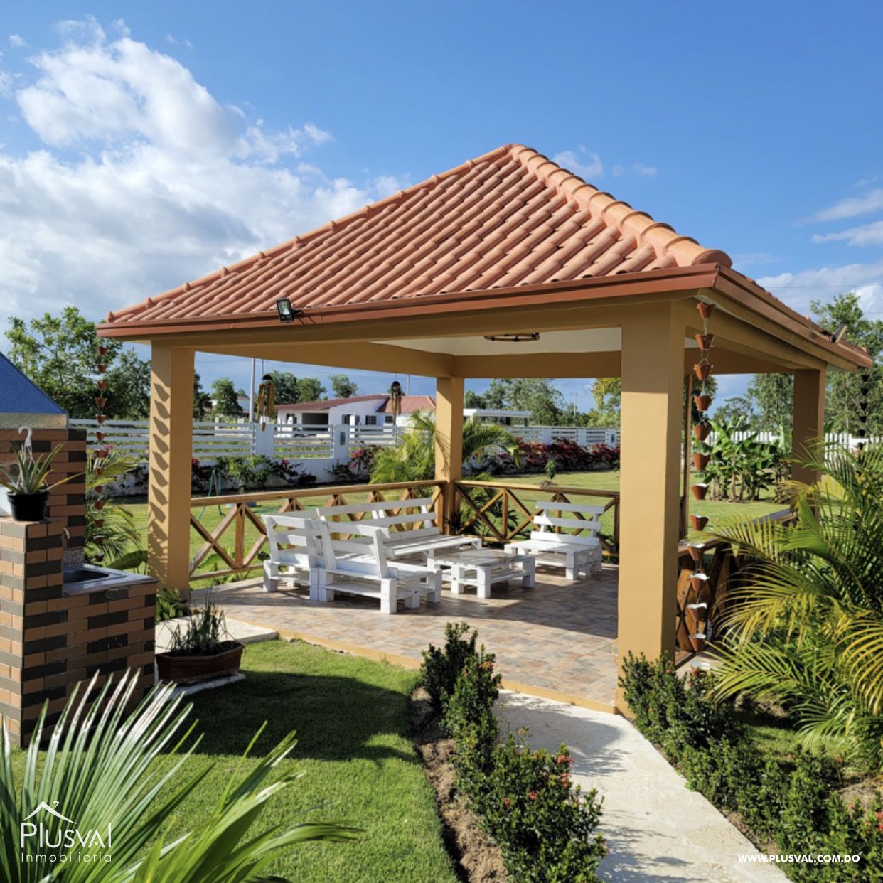 Solar en venta en el proyecto Lagos de Reyes con excelentes amenidades. 389228