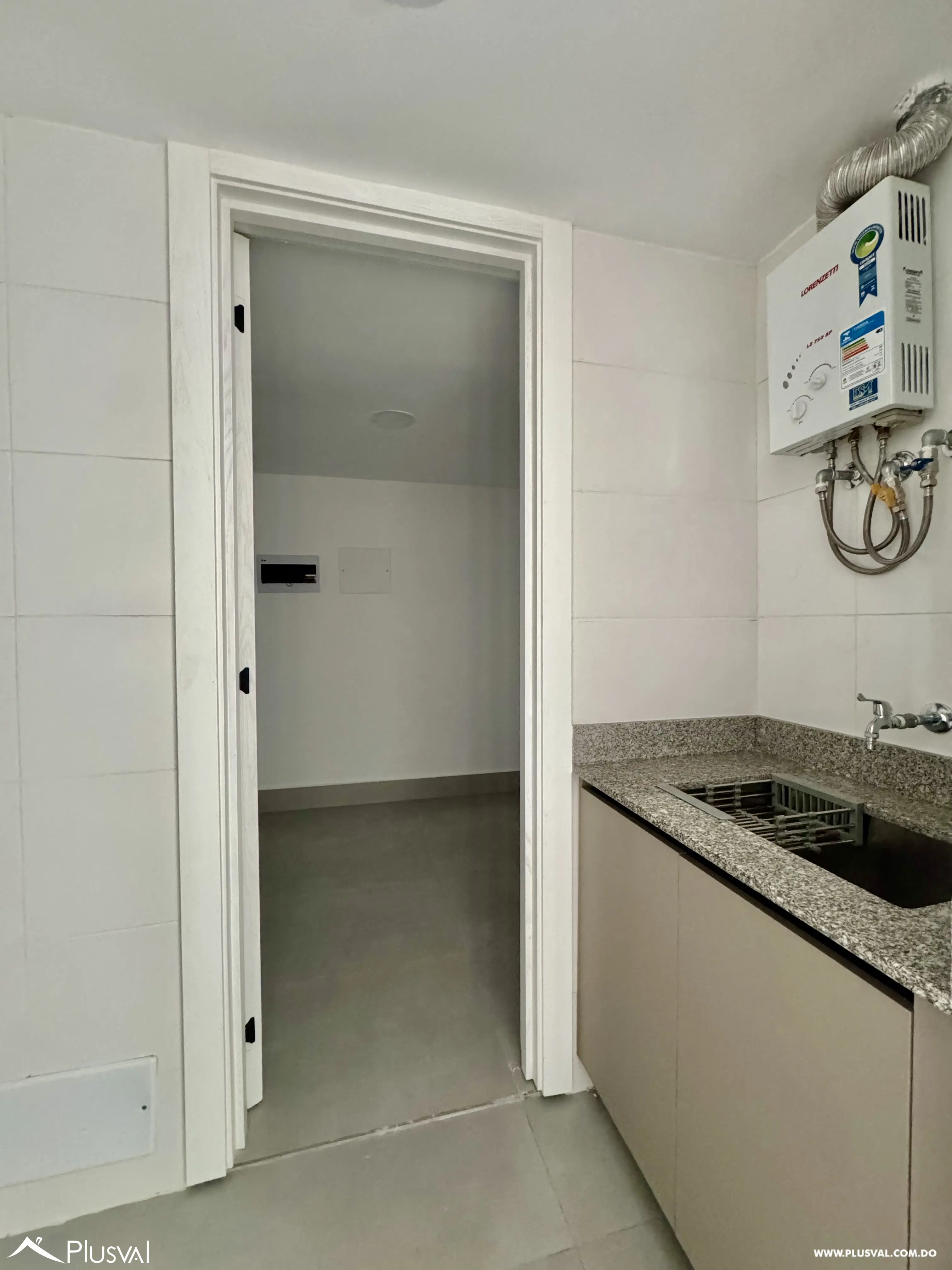 Alquilo Apto en una de las Zonas mas Exclusivas de Evaristo Morales 496411