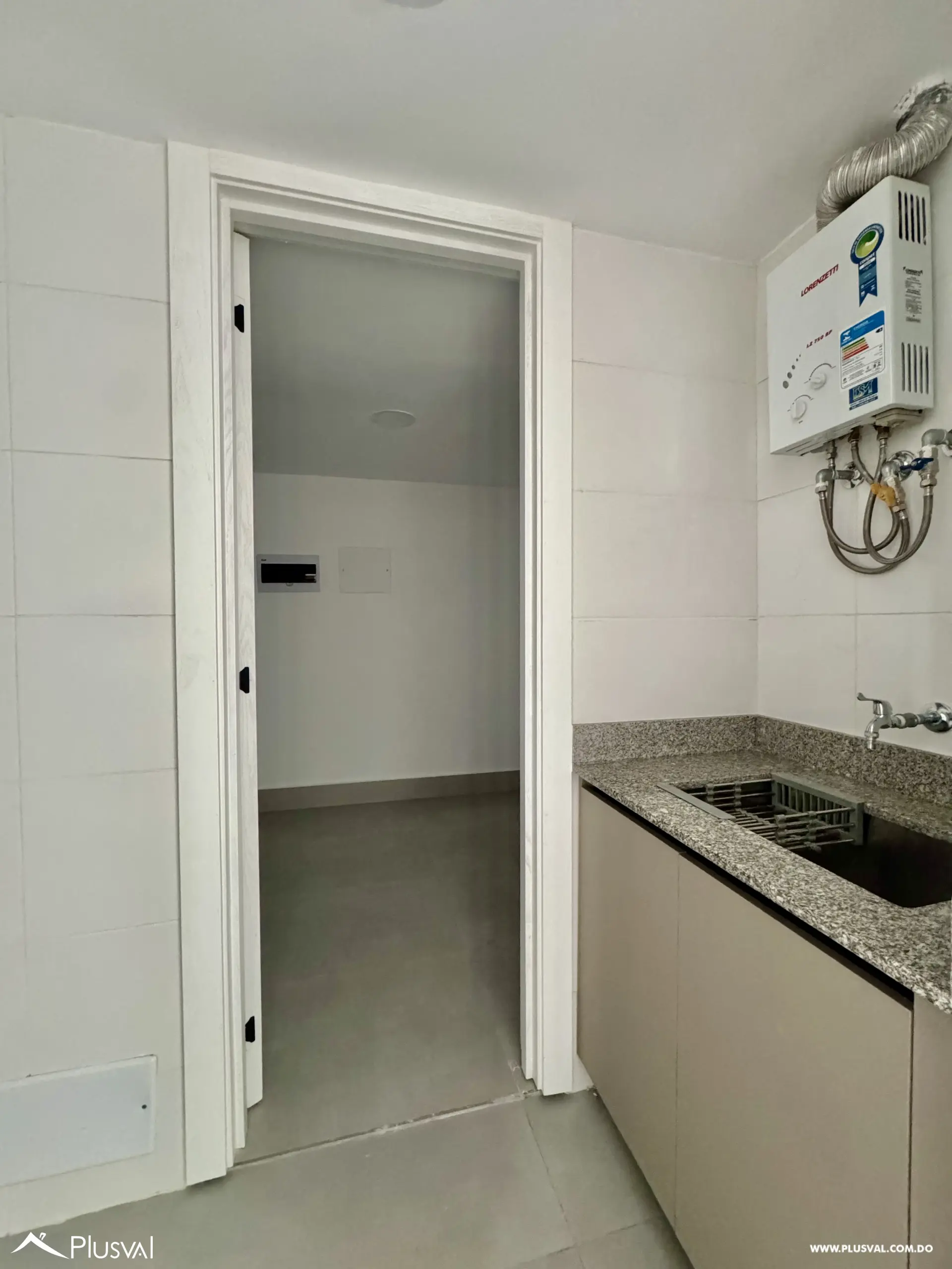 Alquilo Apto en una de las Zonas mas Exclusivas de Evaristo Morales 496411