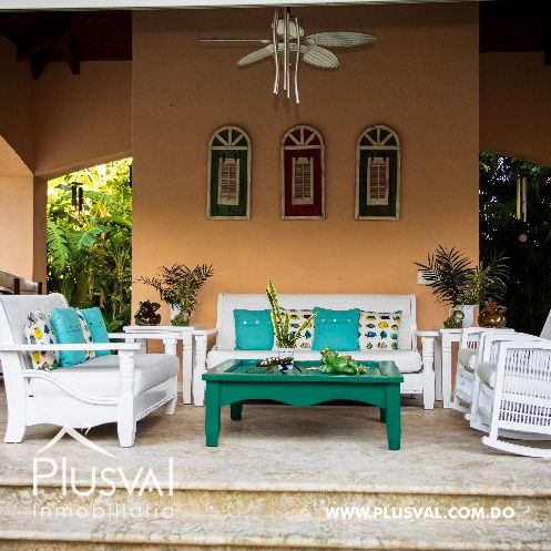 Villa de venta en Metro Country Club totalmente equipada. 235893