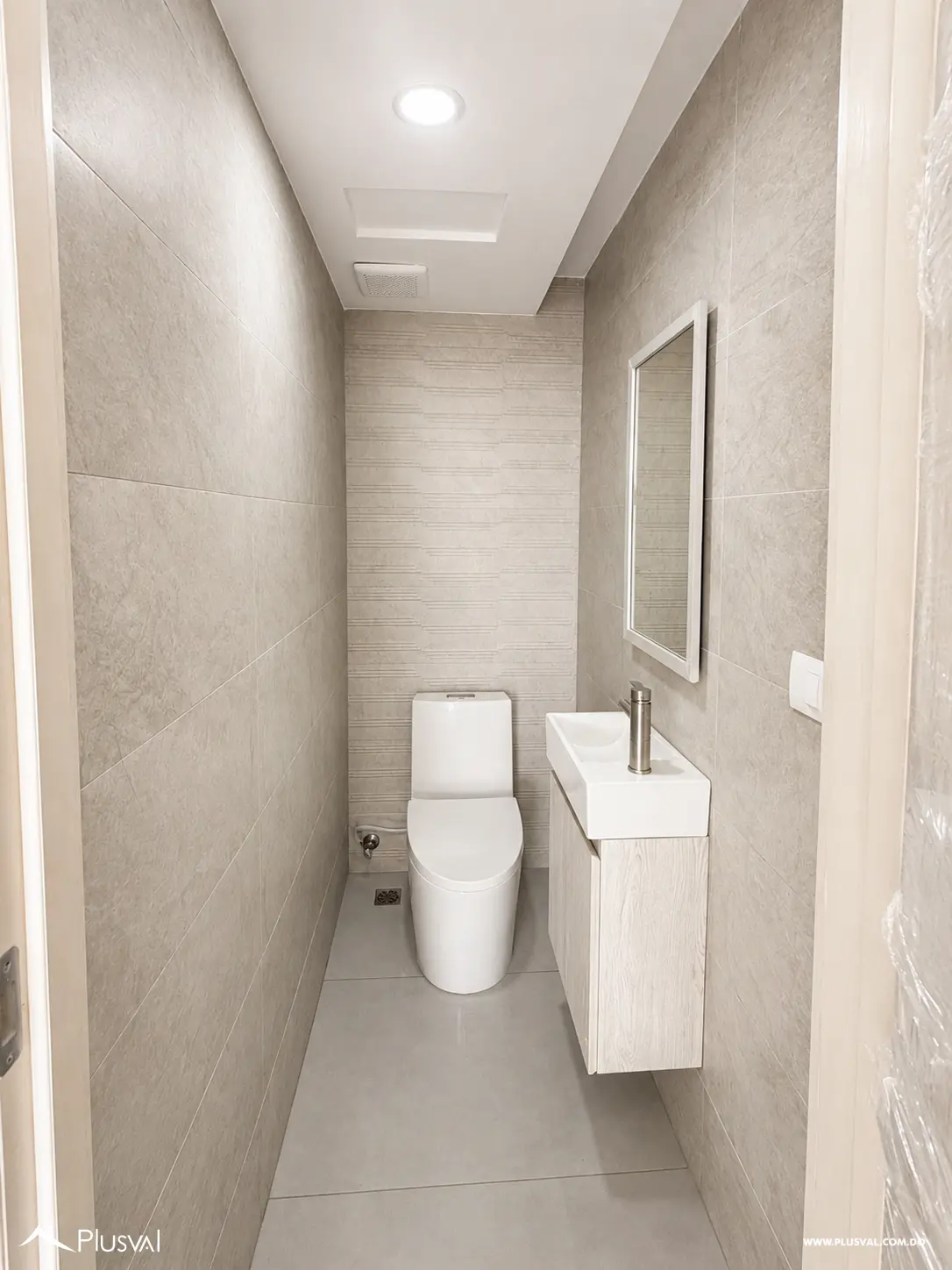 Apartamento en venta de 3 habitaciones en Evaristo Morales - Amueblado 531629