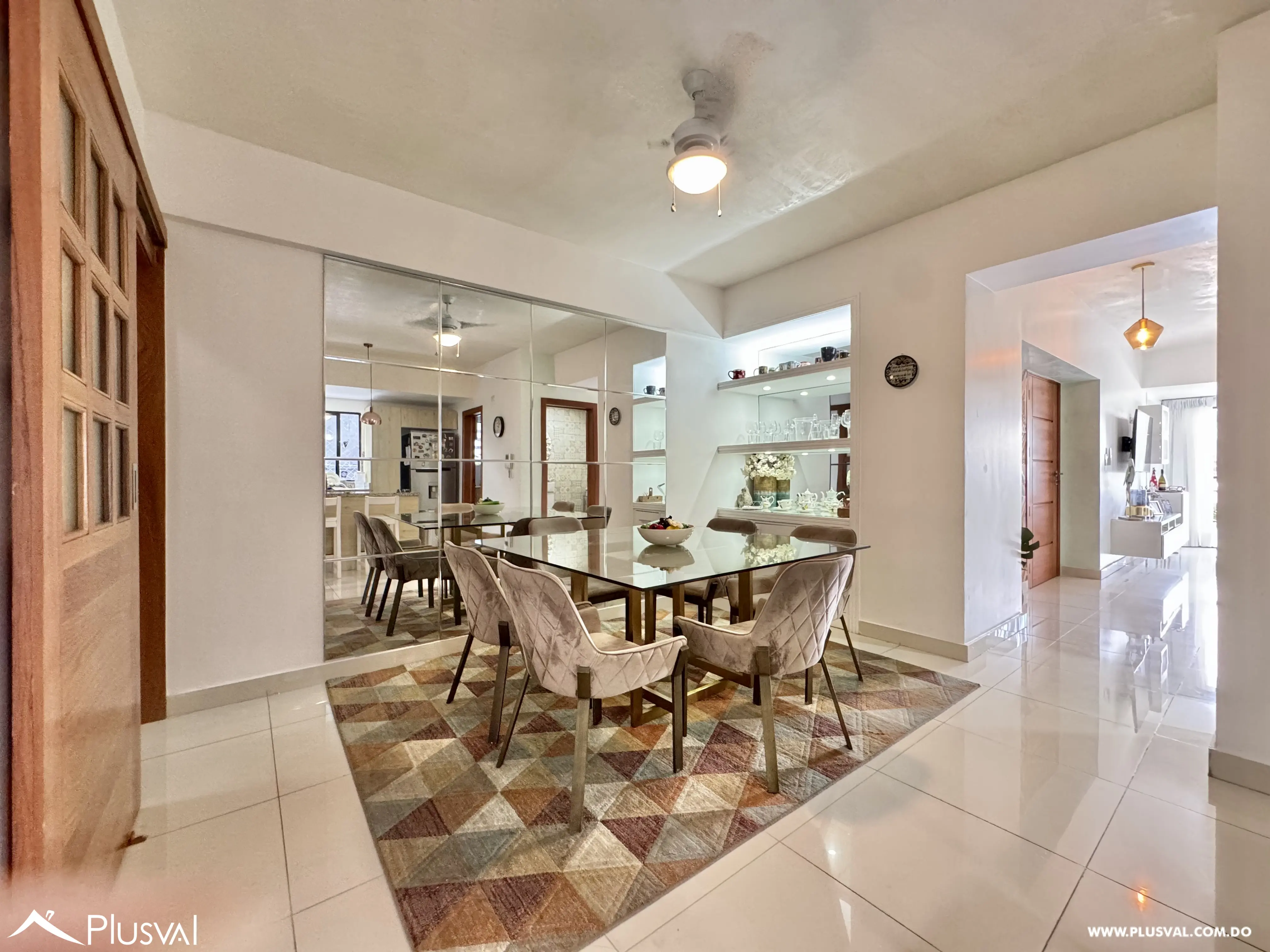 Alquilo Maravilloso Apartamento en el Corazón de Evaristo Morales 504179