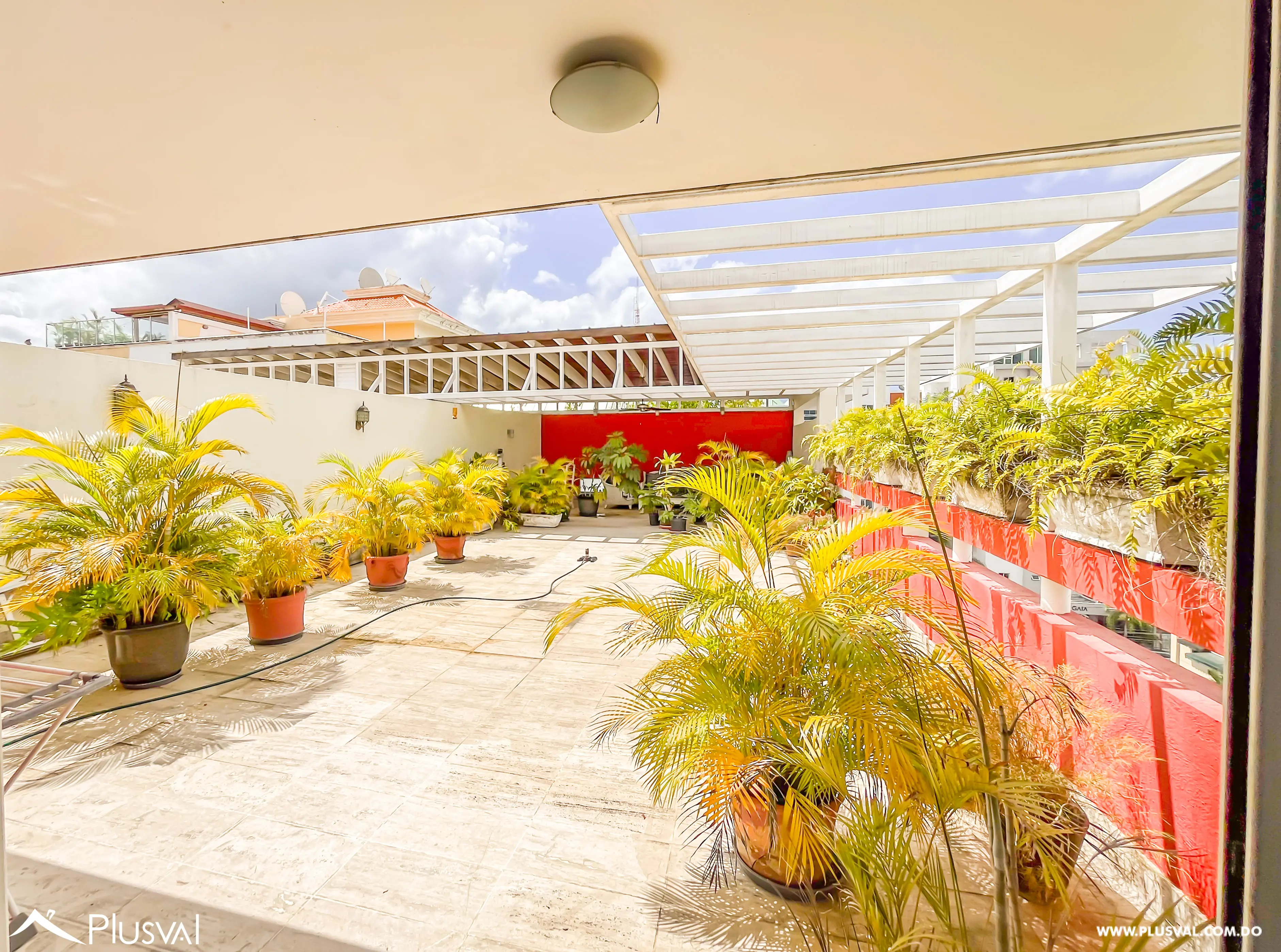 Pent-house con terrazas y 3 habitaciones en Evaristo Morales 455234