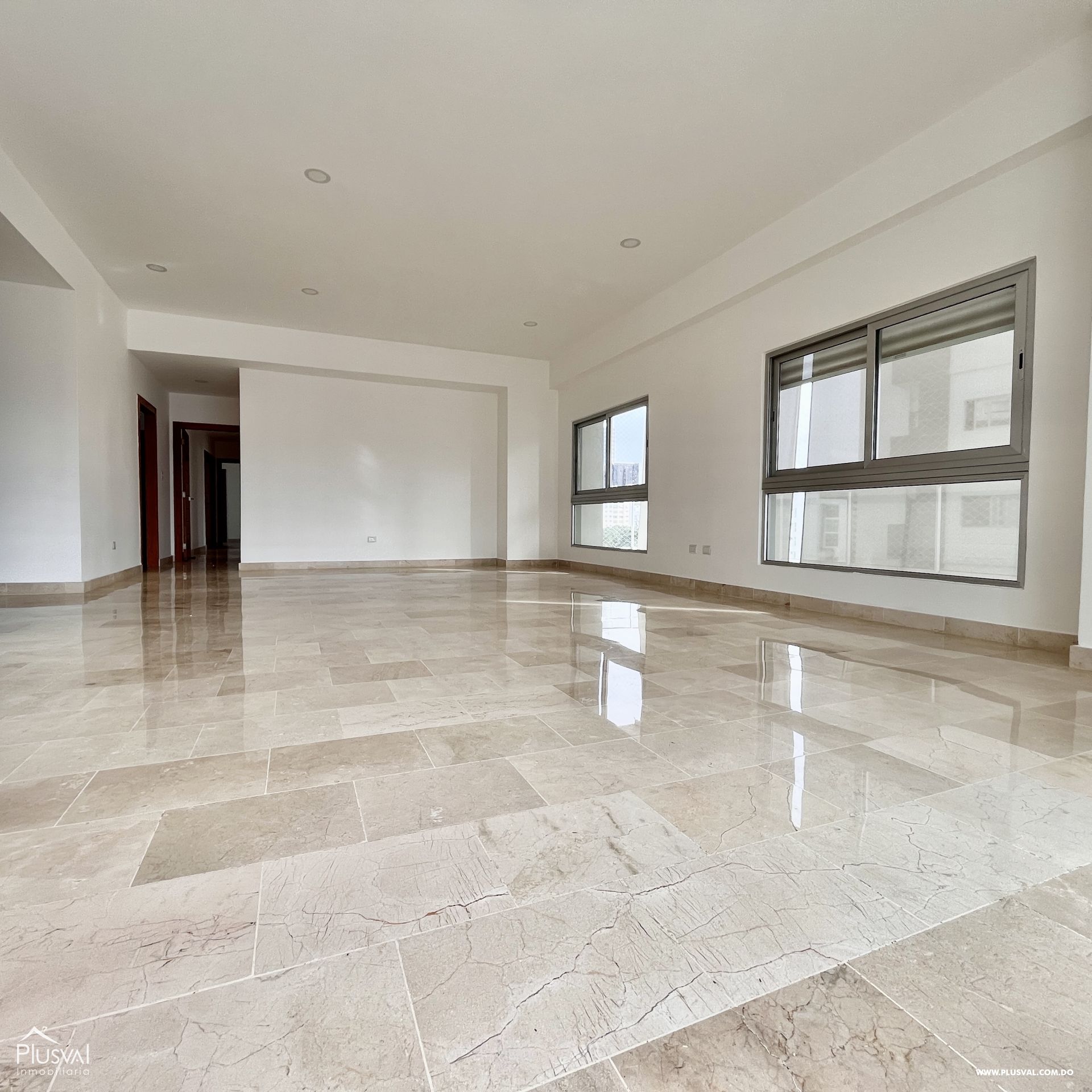 APARTAMENTO EN ALQUILER, NACO 450030