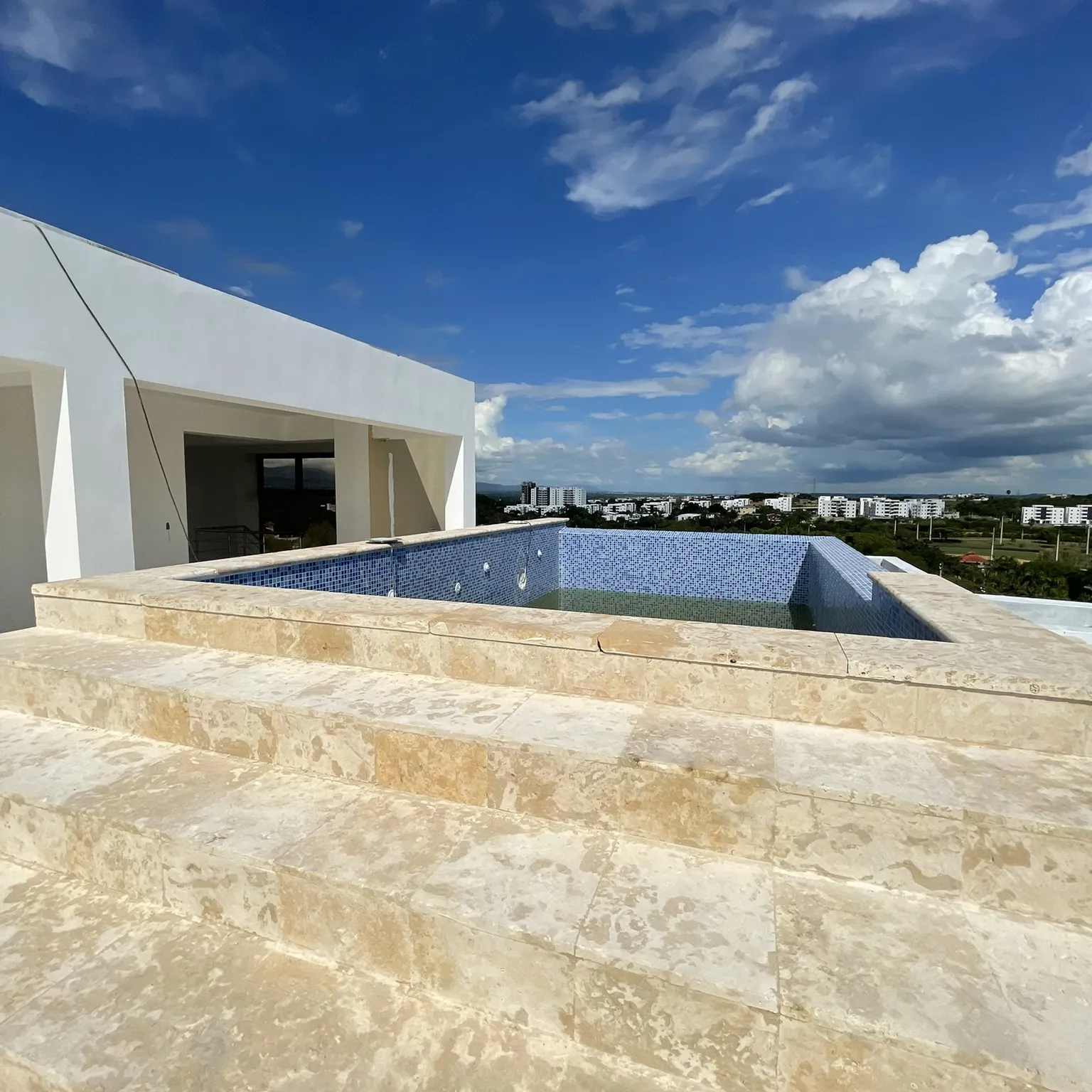 Torre Alyanna Apto 3B 436497