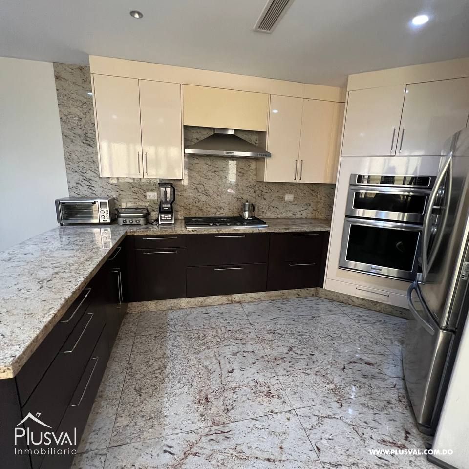 Apartamento   en Venta con una Vista Espectacular en Los Cacicazgos 344956