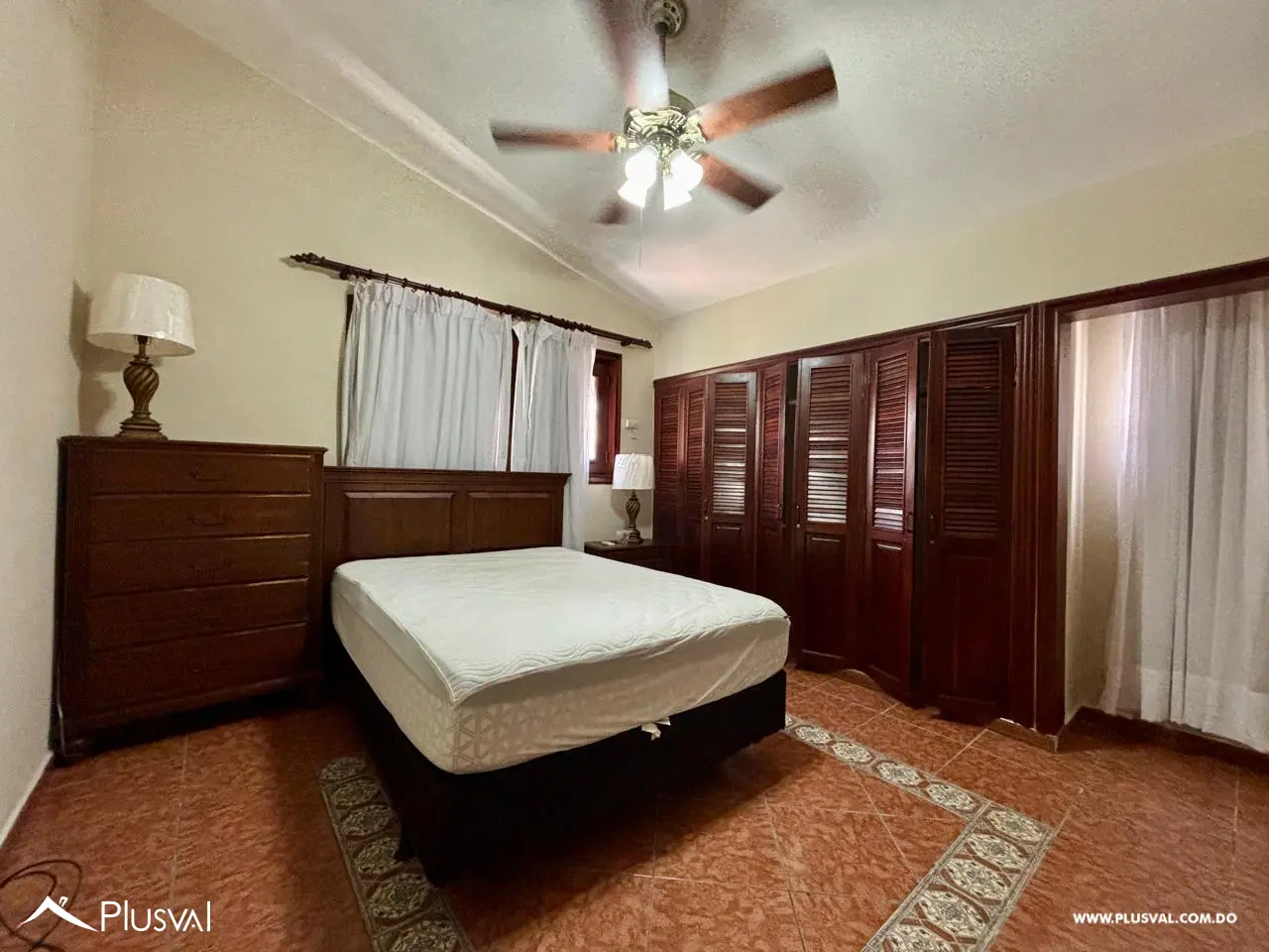 Amplia y clásica casa en venta en la mejor zona de Bella Vista 470505