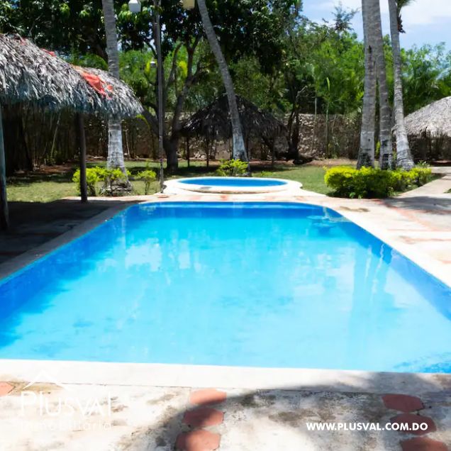 Amplia Villa en Juan Dolio 404005