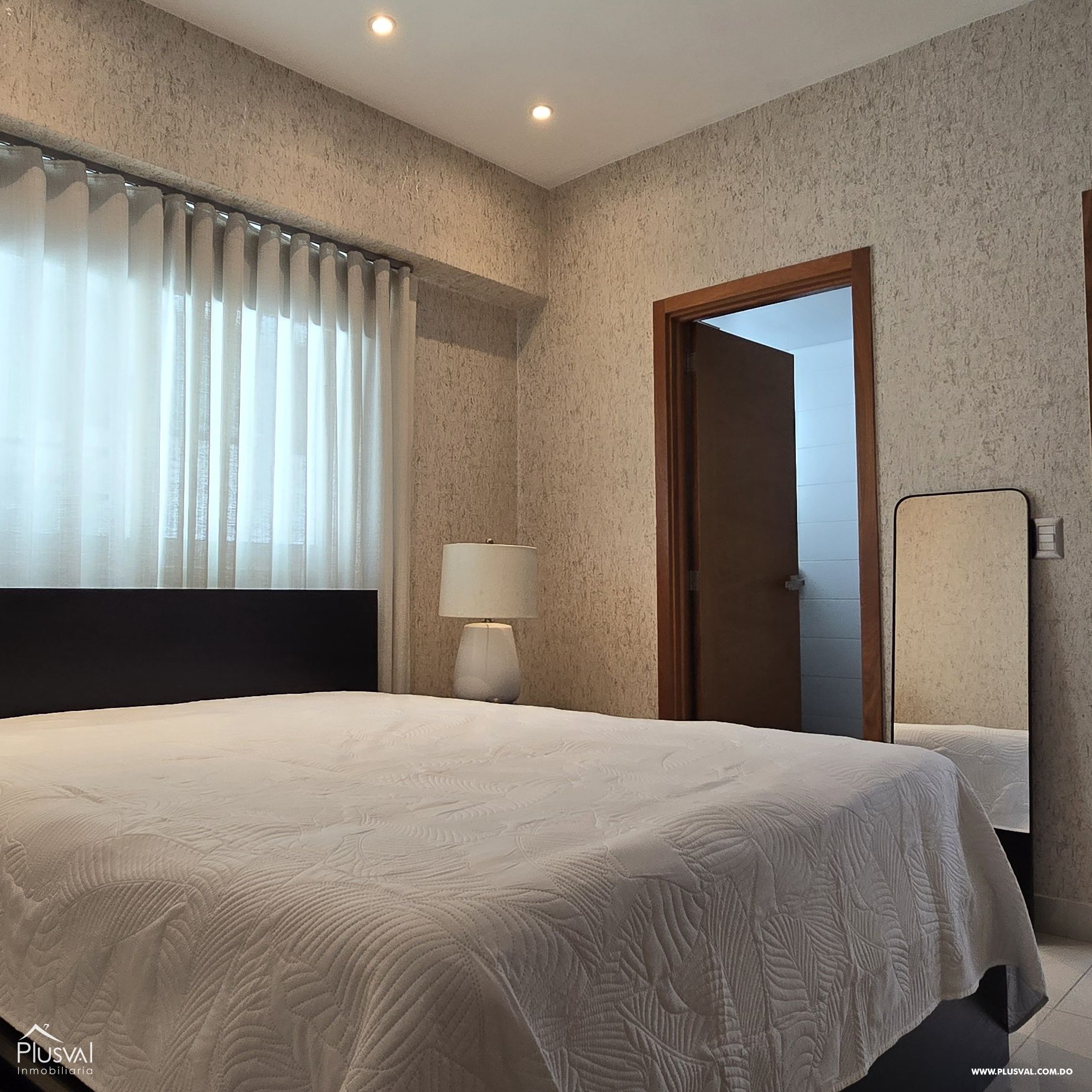 Apartamento AMUEBLADO en Venta, Piantini 374797