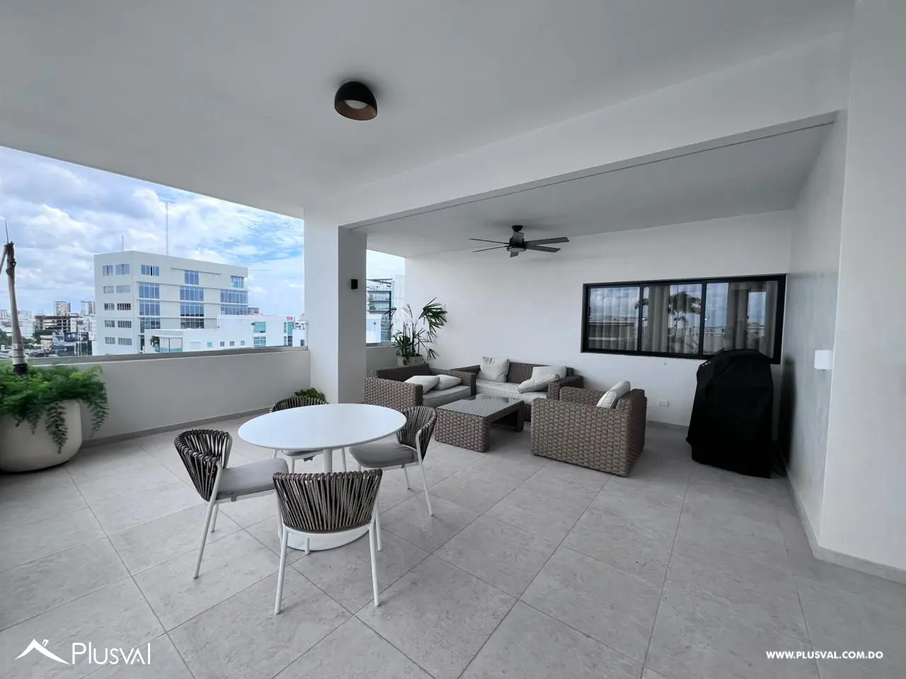 Apartamento en alquiler en Evaristo Morales 505162