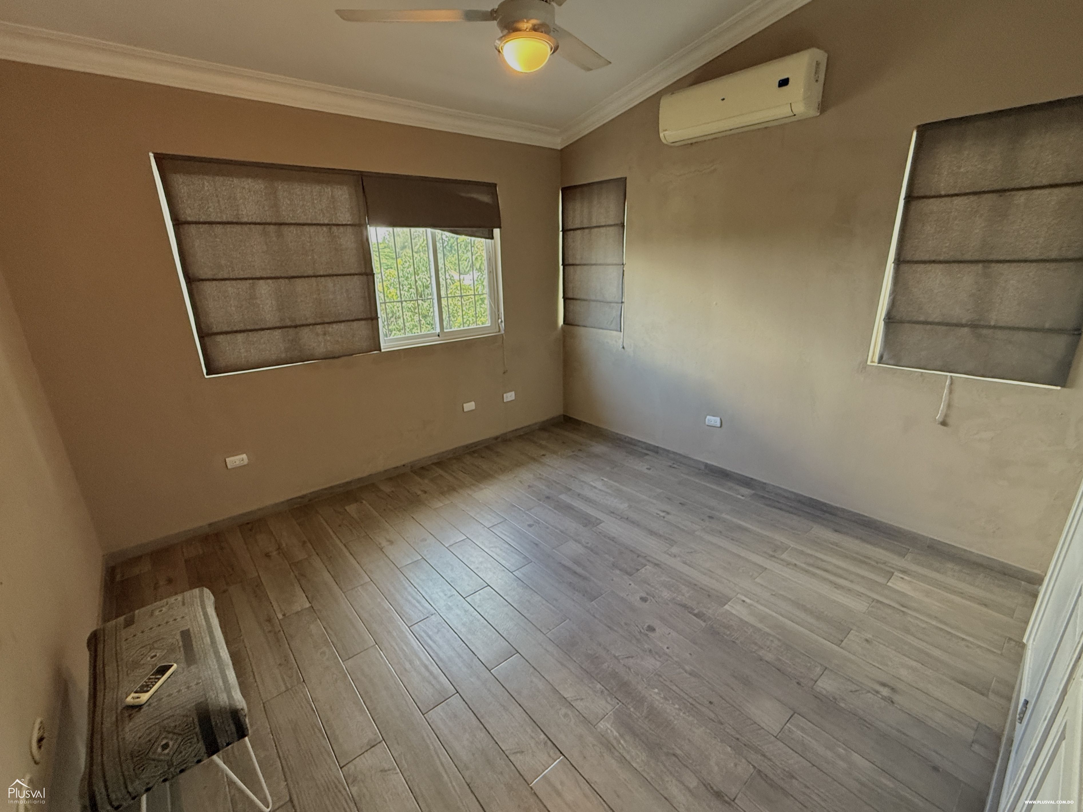 Apartamento de 3 Habitaciones en Alquiler Semi Amueblado en Arroyo Hondo Viejo 465566