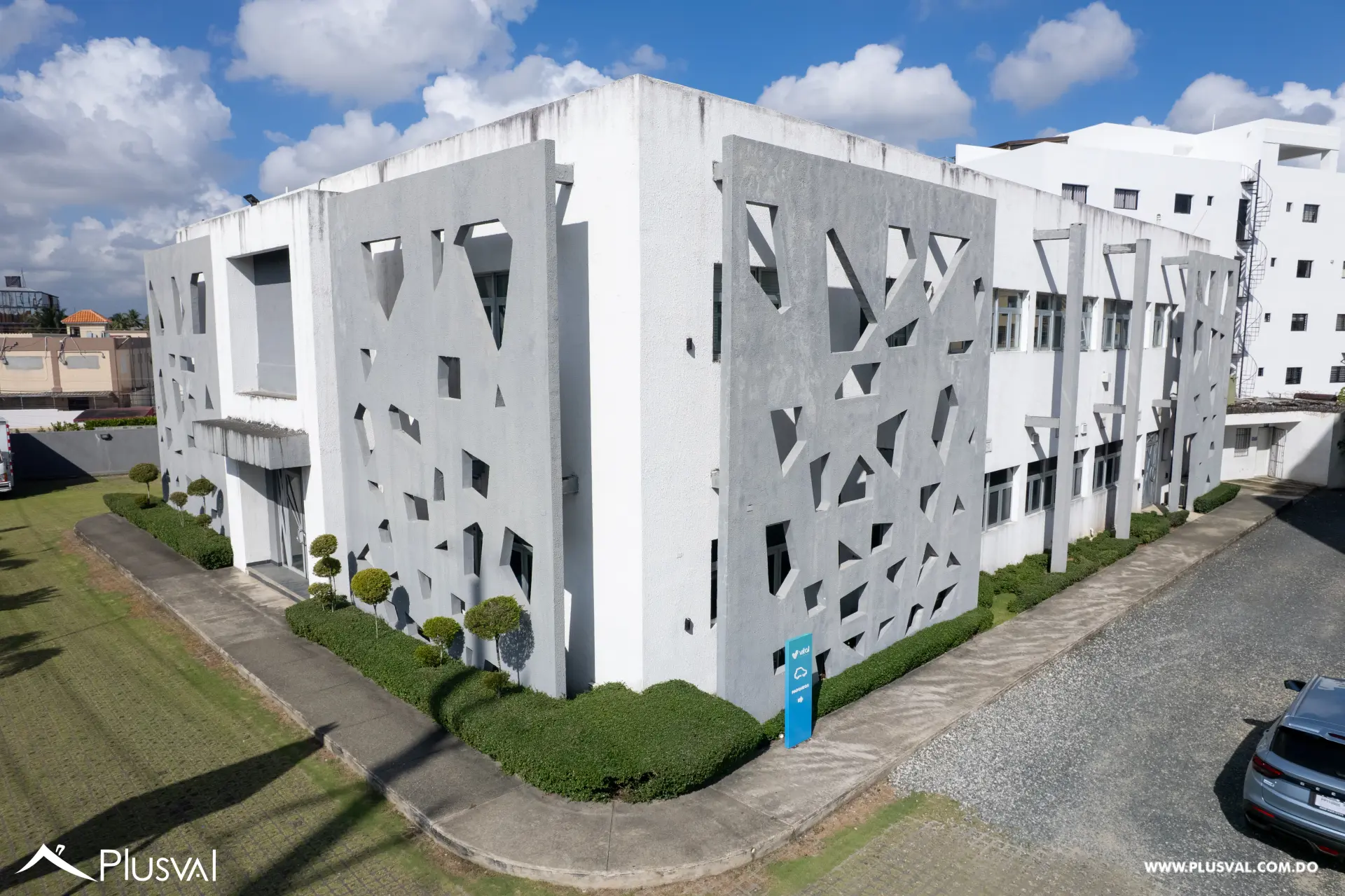 Edificio Comercial En Alquiler 494926