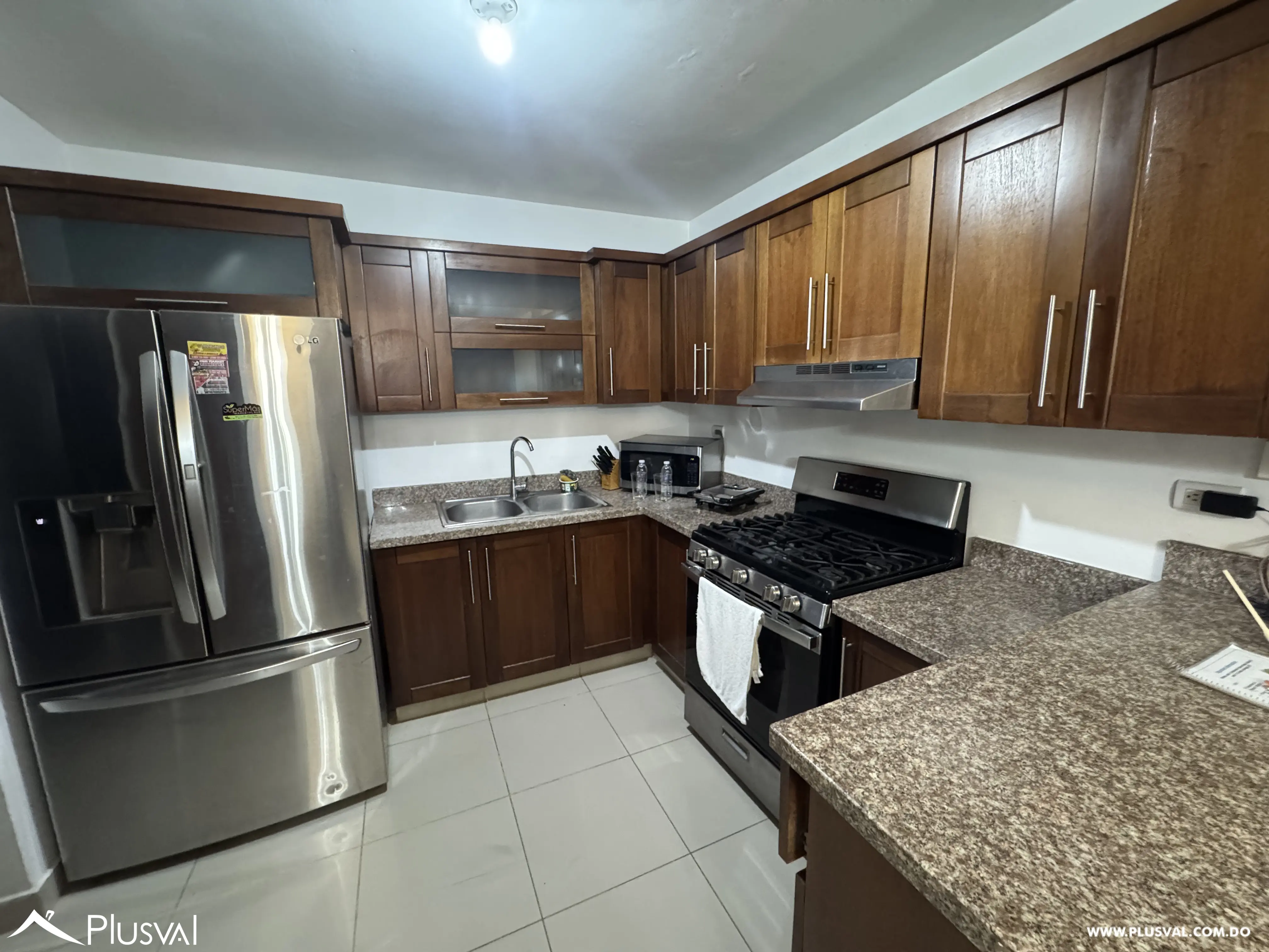 Apartamento Amueblado en Venta de 3 Habitaciones en Los Rieles de Gurabo, Santiago 529053