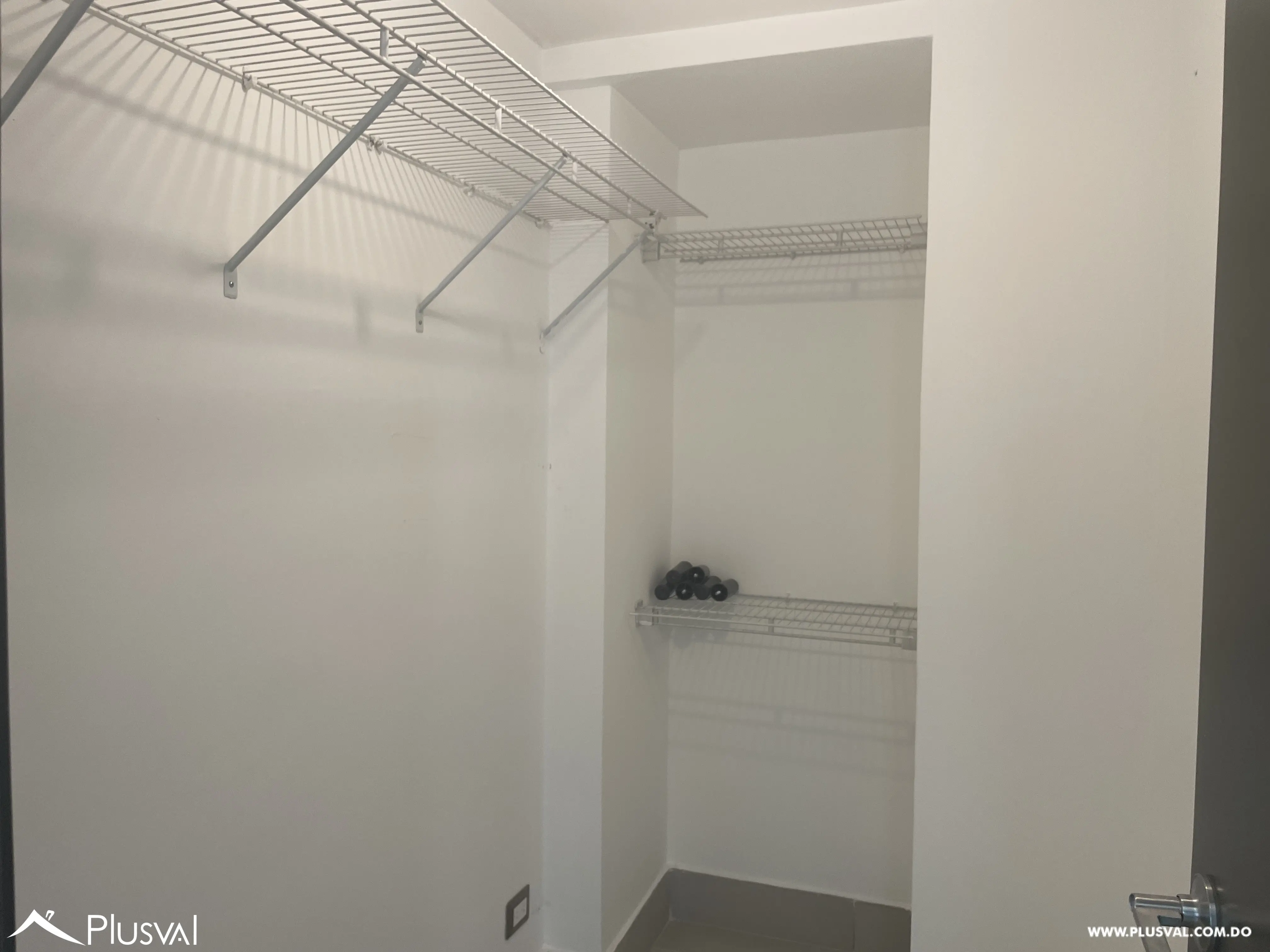 Apartamento Amueblado en alquiler torre moderna 513961