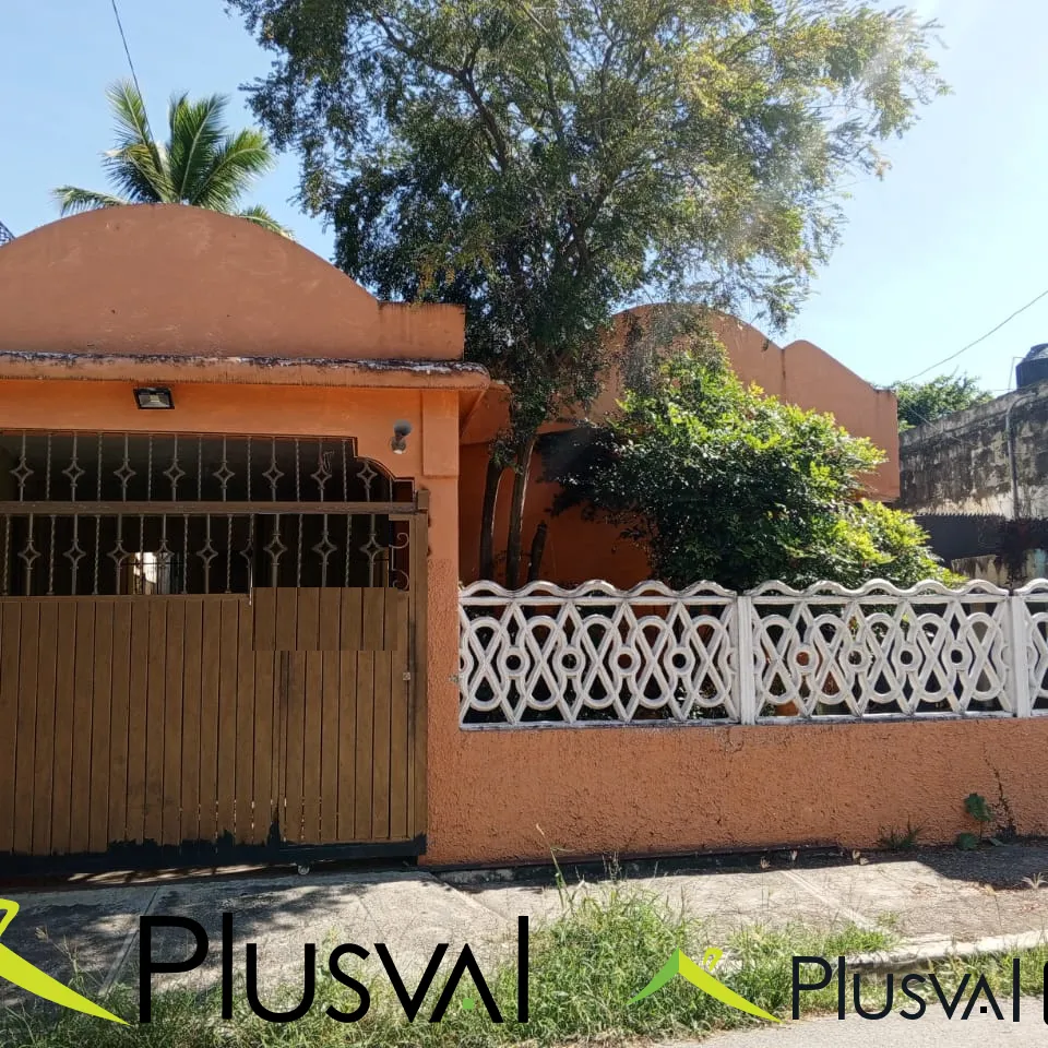 Vendo casa de 2 niveles para remodelar en Salomé Ureña de Sabana Perdida 405621