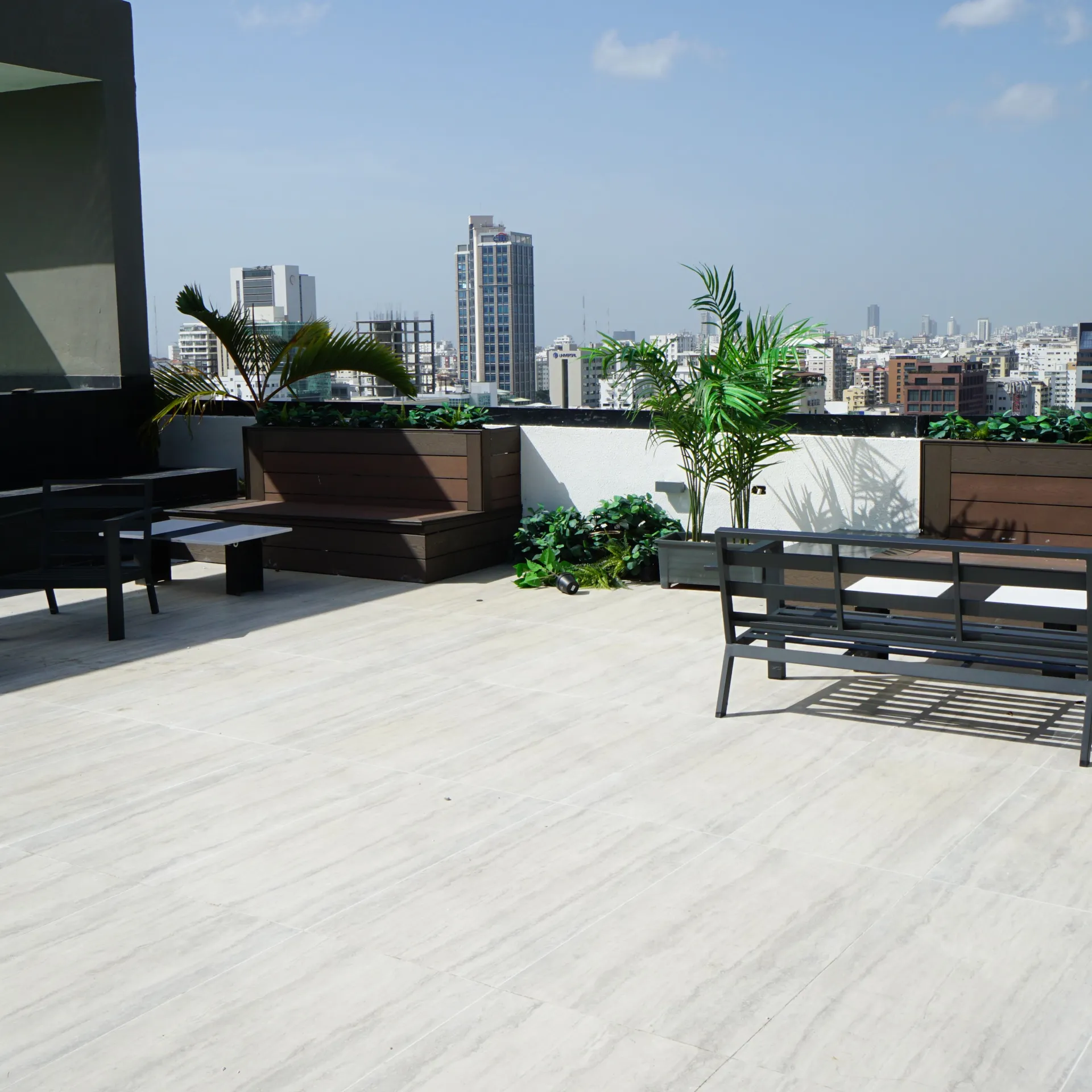 Moderno apartamento en venta en Serralles 430710