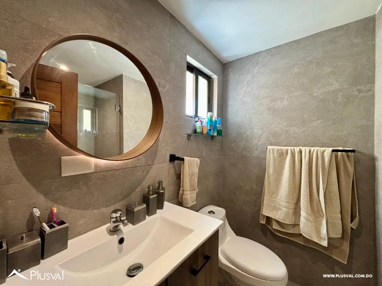 Lindo y acogedor apartamento en alquiler en buena zona de Evaristo Morales 455778