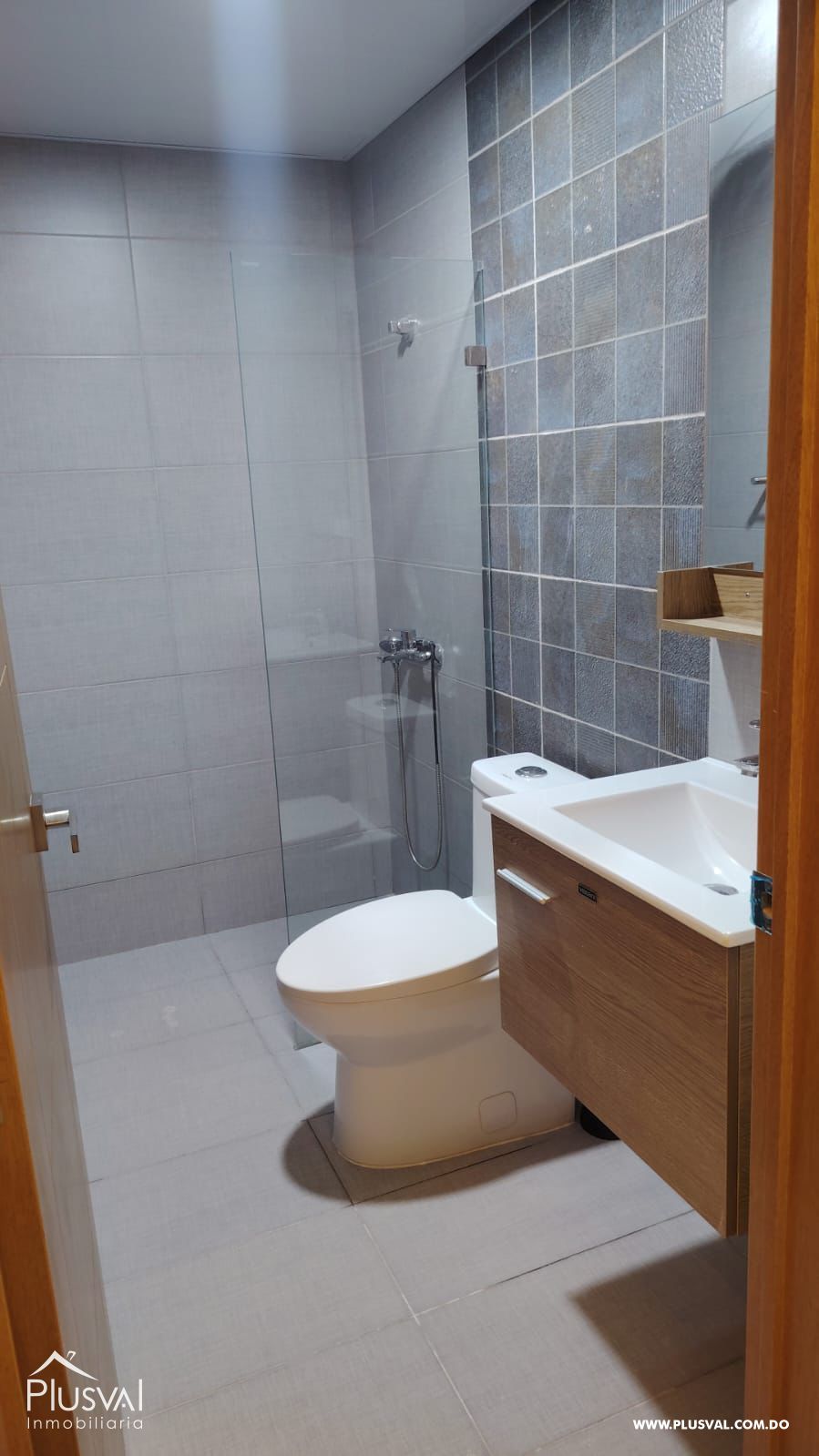 Apartamento en alquiler en Evaristo Morales 505747