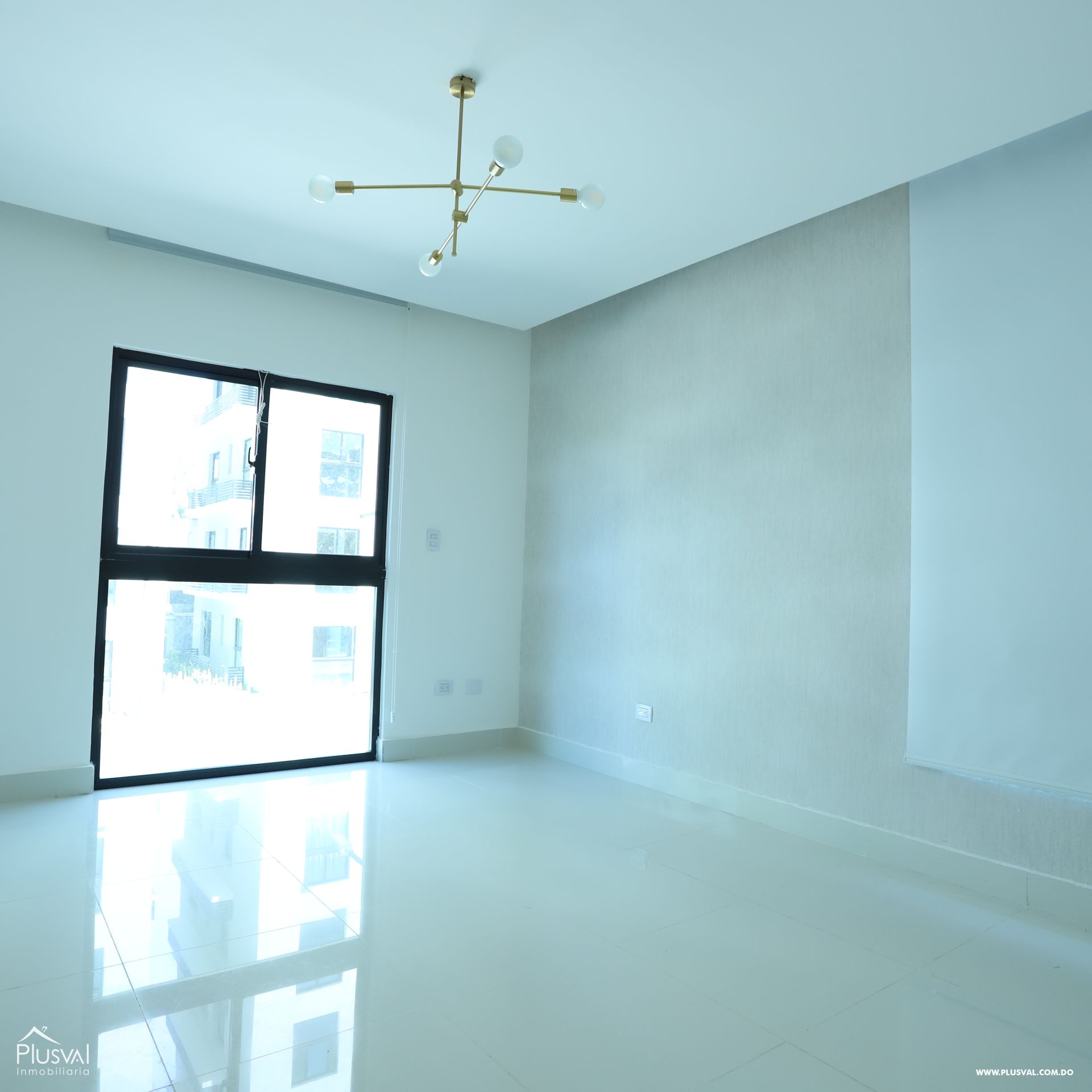 Apartamento en renta de 3 habitaciones ubicado en un piso 7 424901