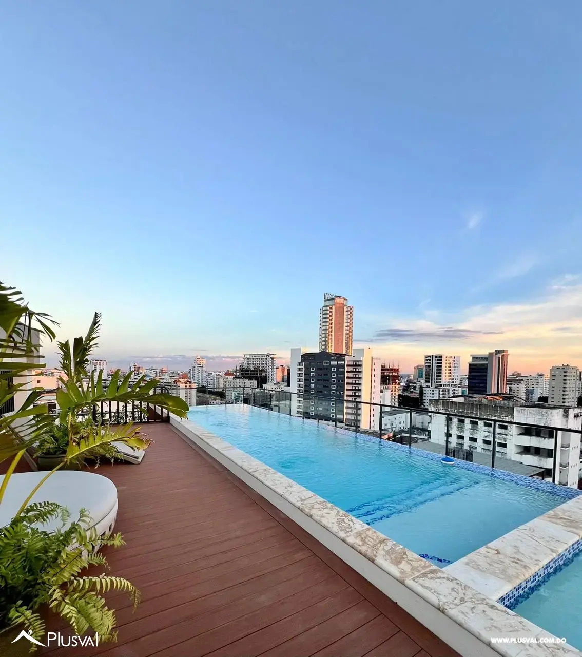 Naco | Piso Alto con Vistas | 2 Hab + 2.5 Baños 481941
