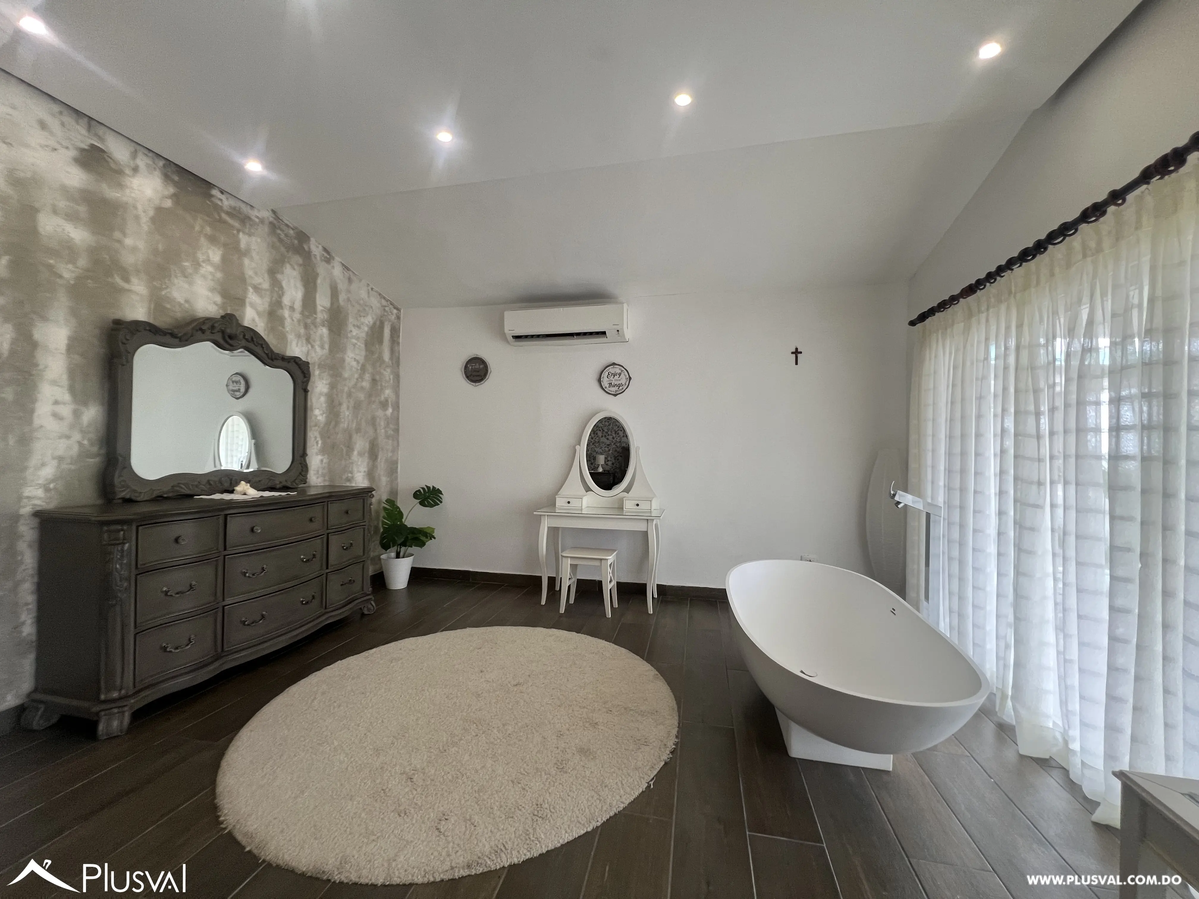 Hermosa villa en Venta en primera línea de playa en Juan Dolio (Guayacanes) 451642
